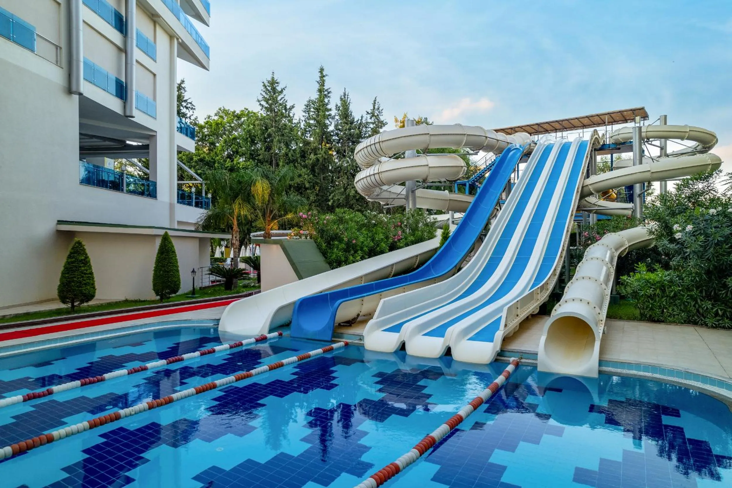 Pool view in Botanik Hotel