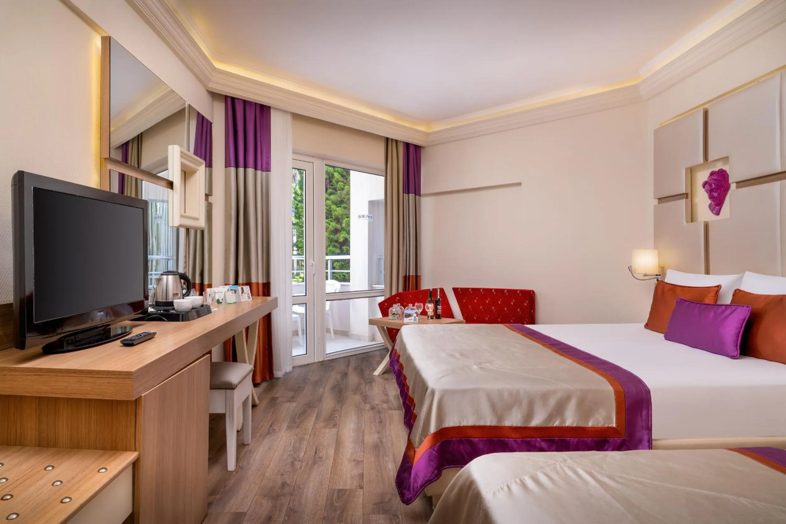 Photo of the whole room, Bed in Botanik Hotel