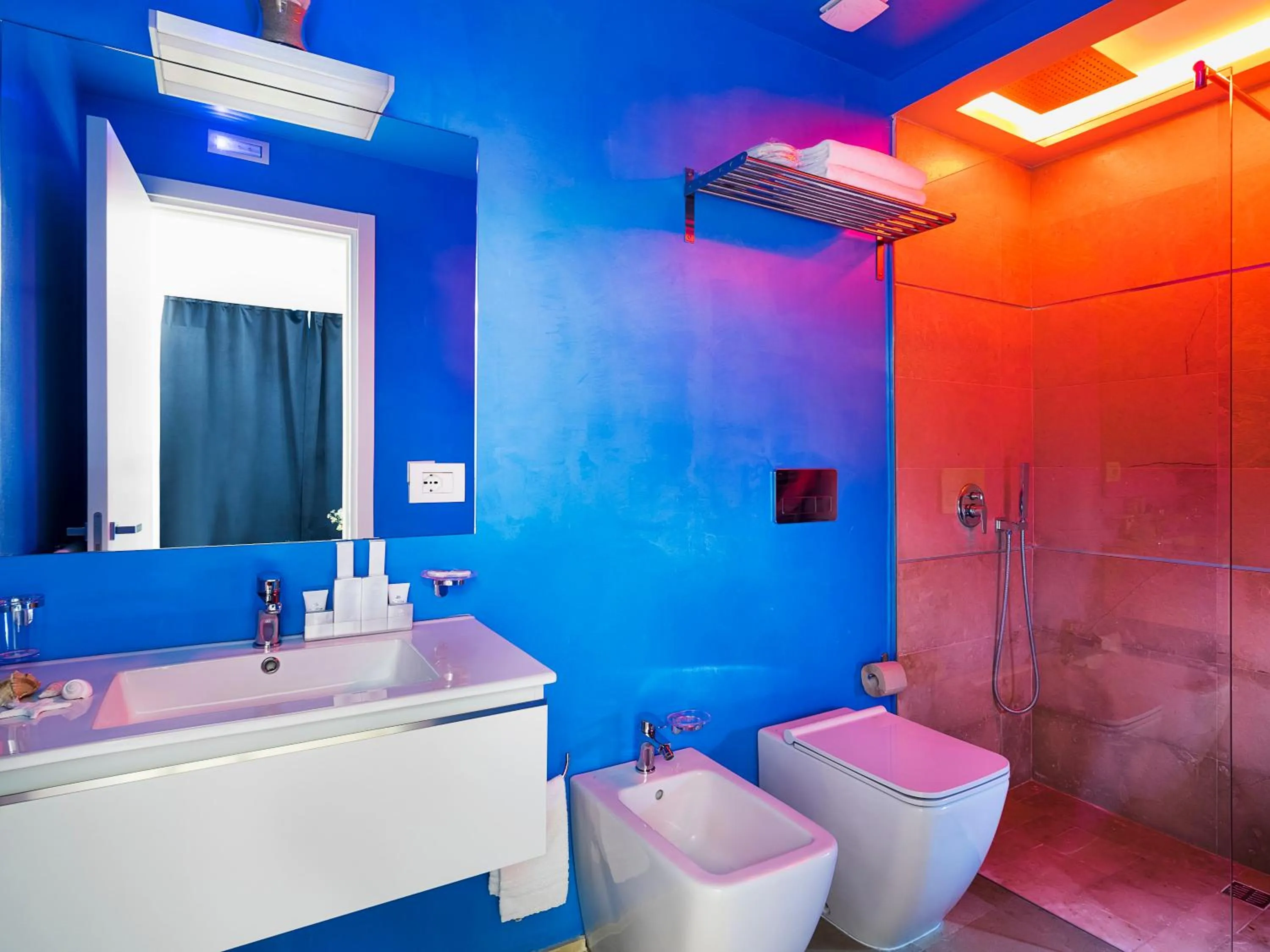 Bathroom in White Bay