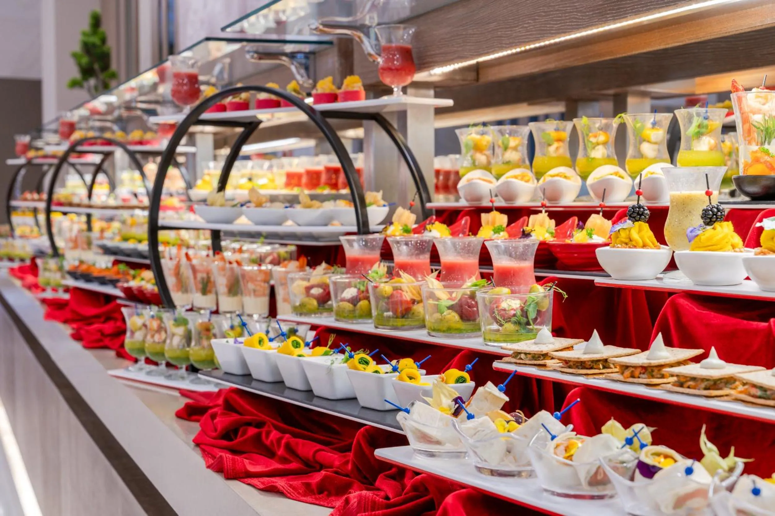 Restaurant/places to eat in Delphin Palace Hotel