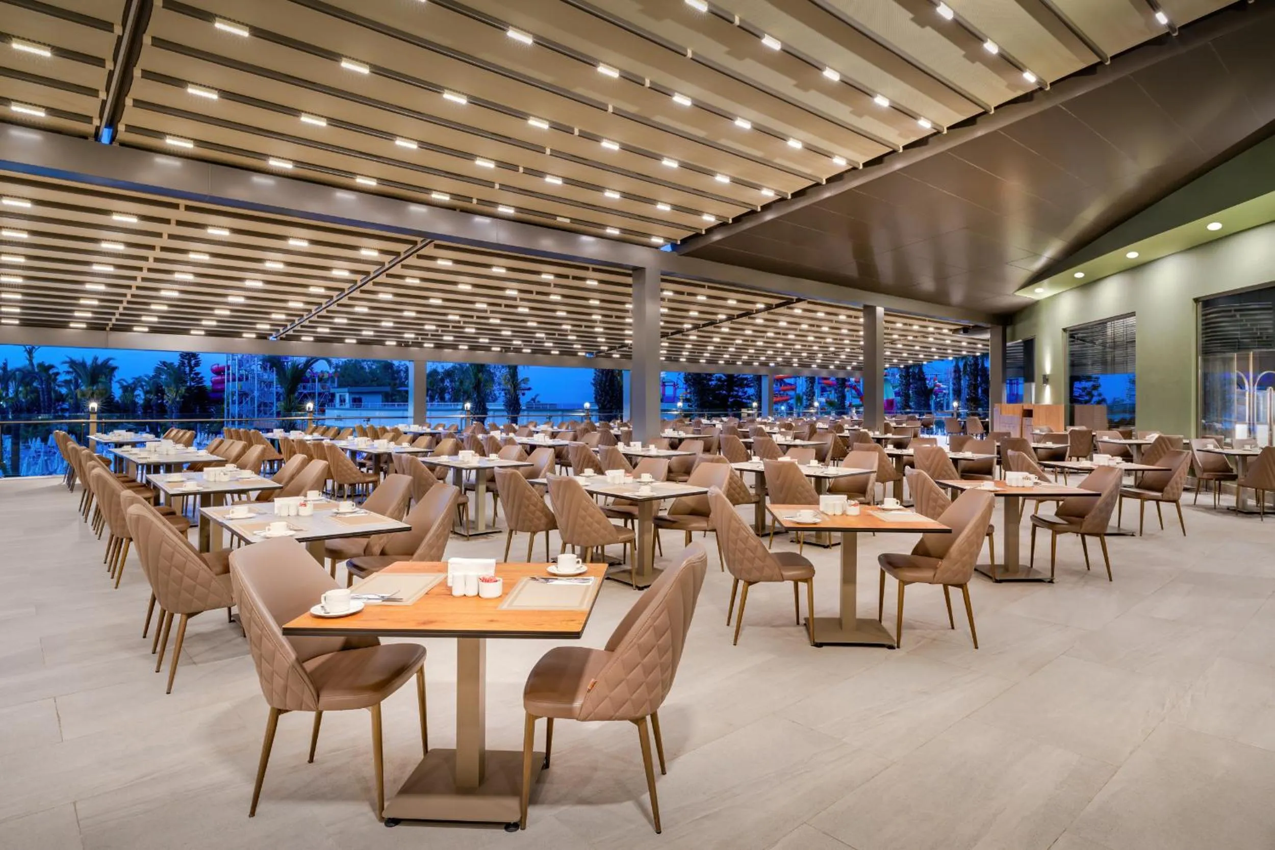 Restaurant/places to eat in Delphin Palace Hotel