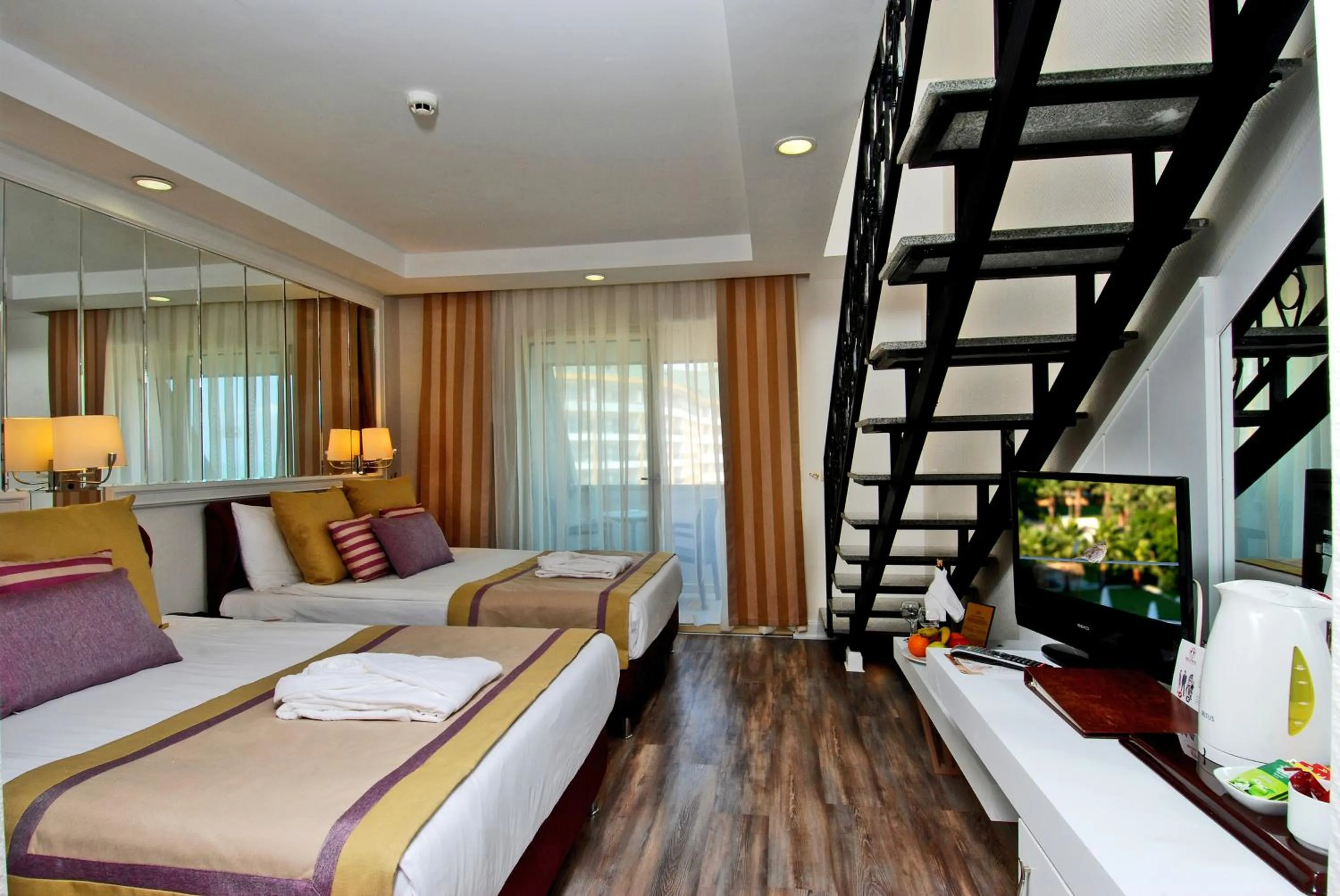 Duplex Family Room in Delphin Diva Premiere