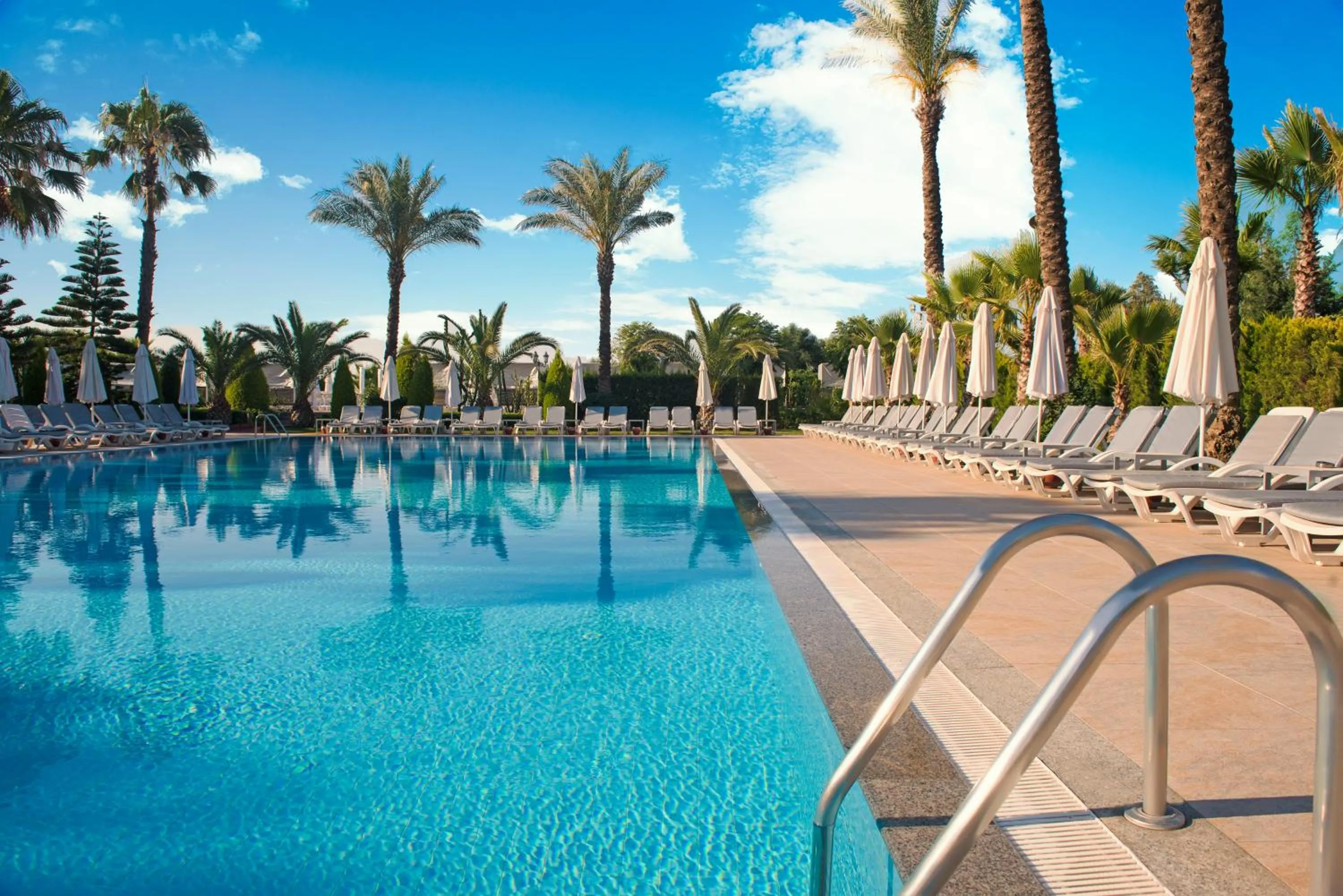 Swimming pool in Delphin Diva Premiere