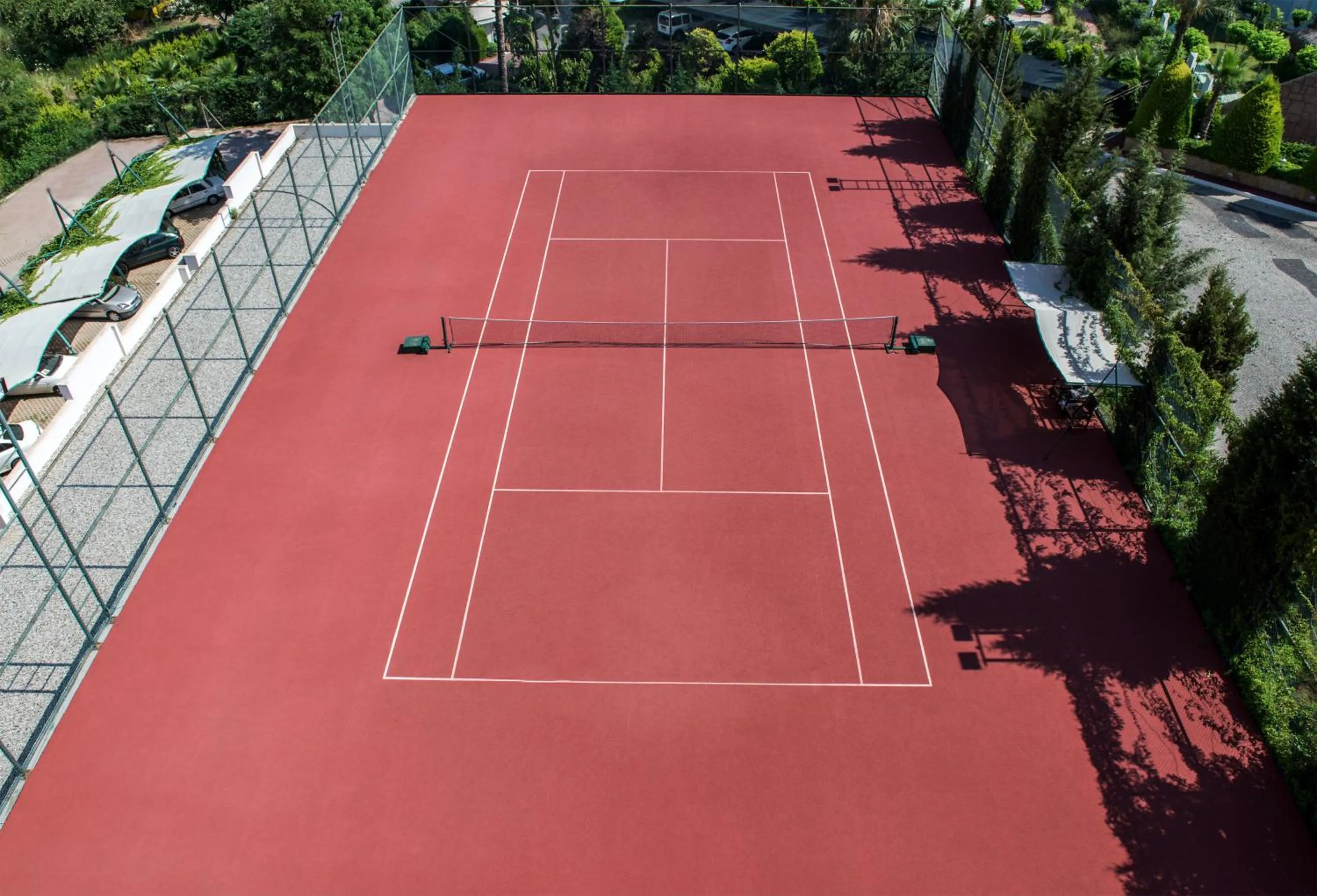 Tennis court in Delphin Diva Premiere