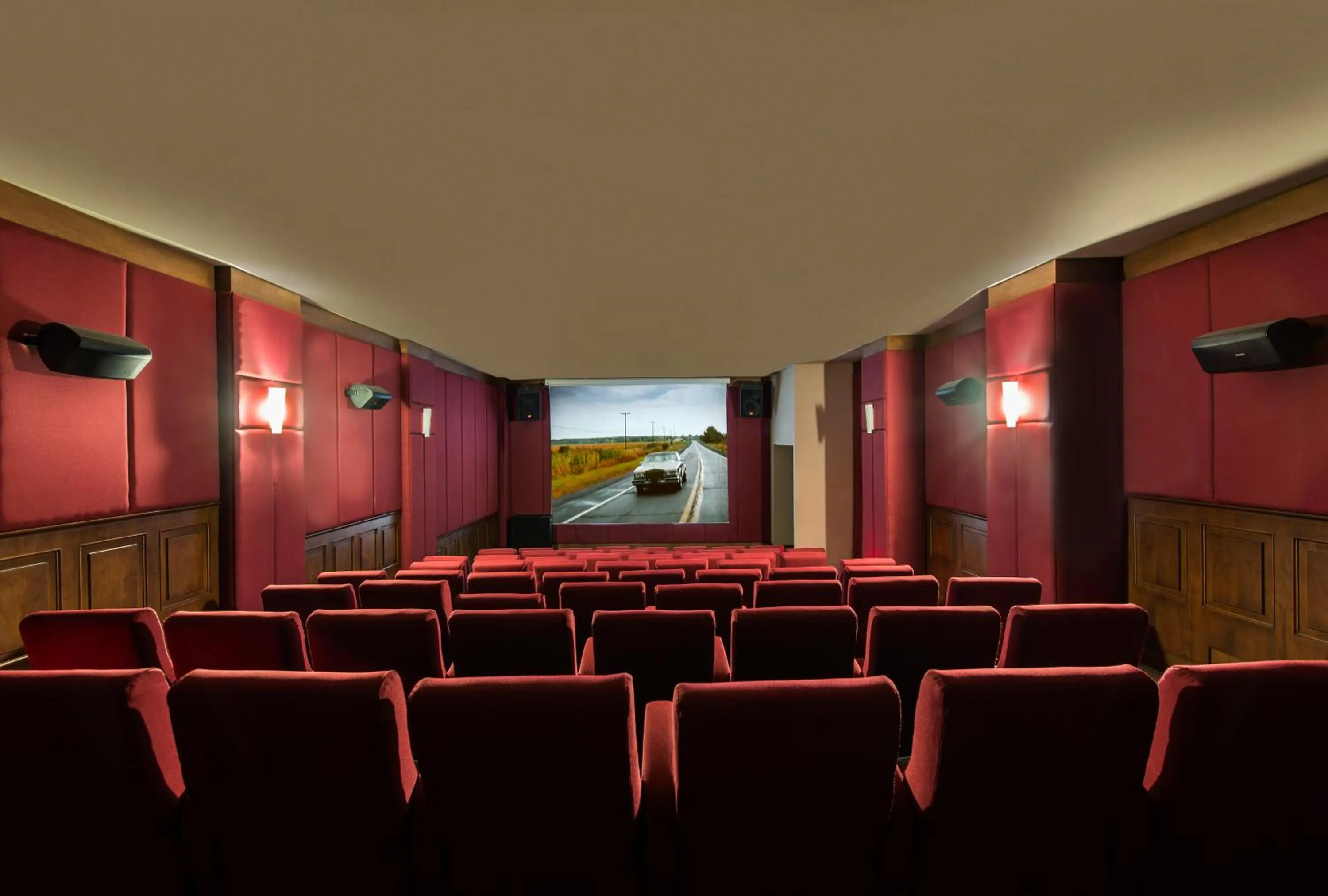 Entertainment in Delphin Diva Premiere