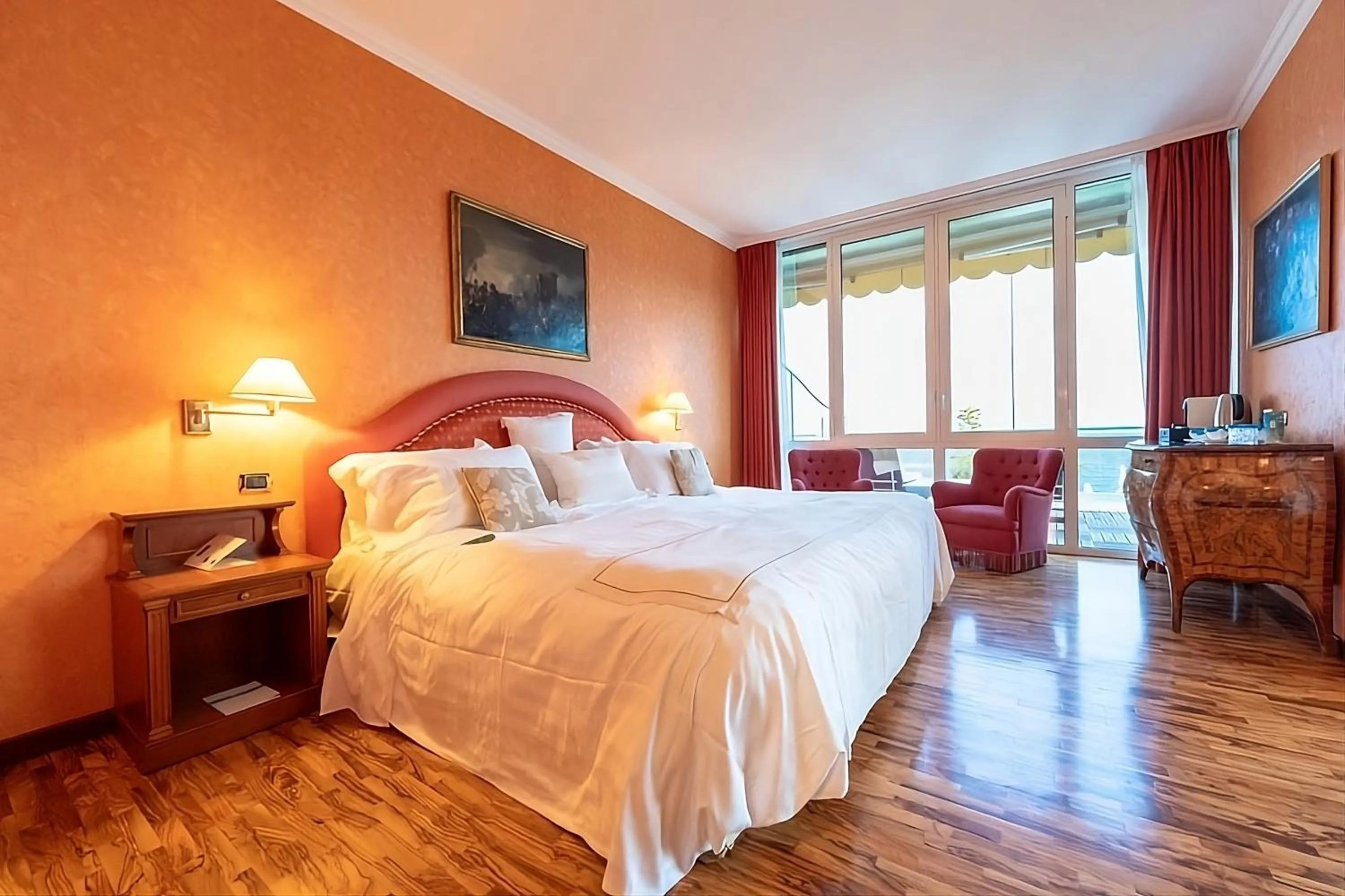 Bed in Grand Hotel Del Mare Resort & Spa