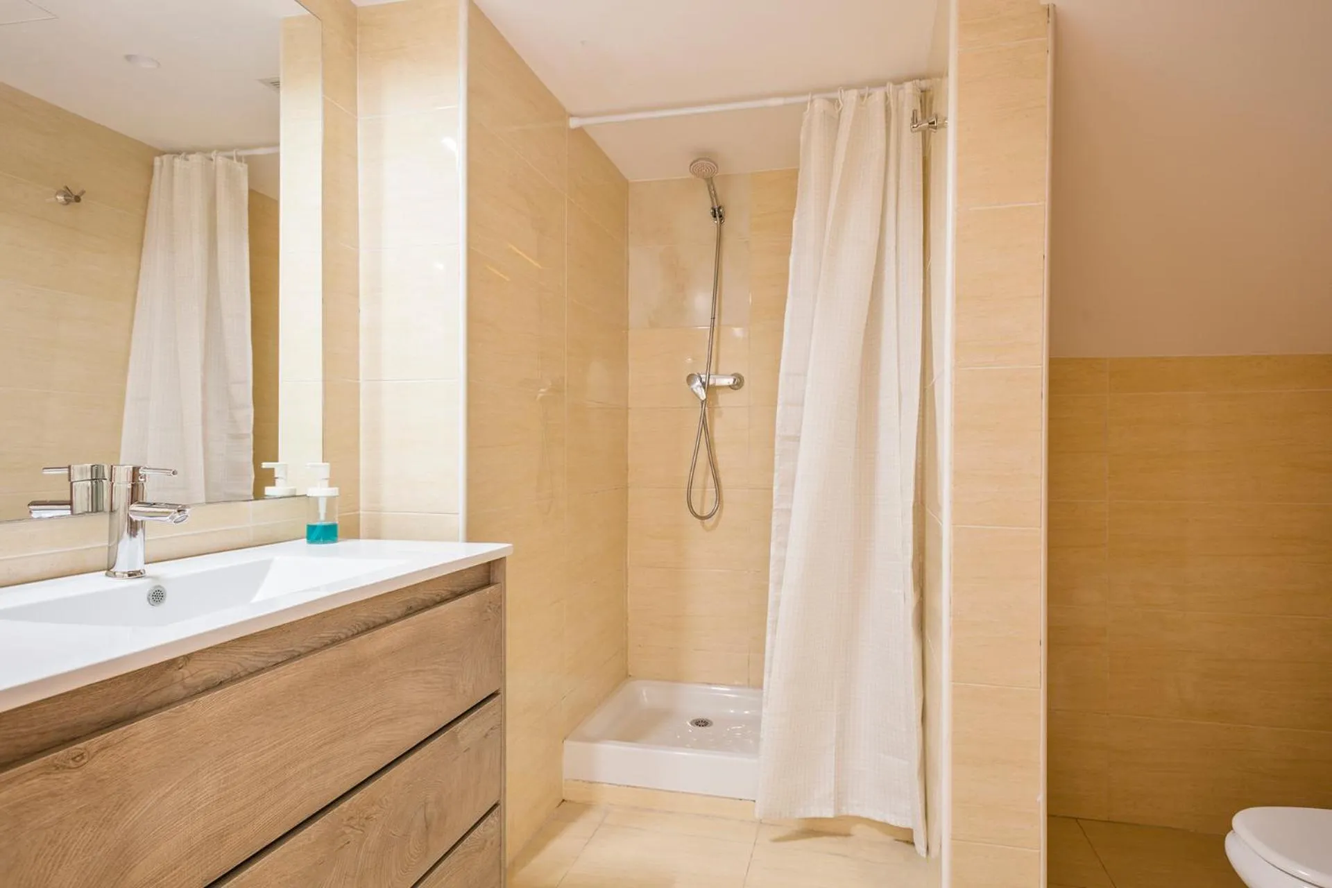 Bathroom in Inside Barcelona Apartments Princep