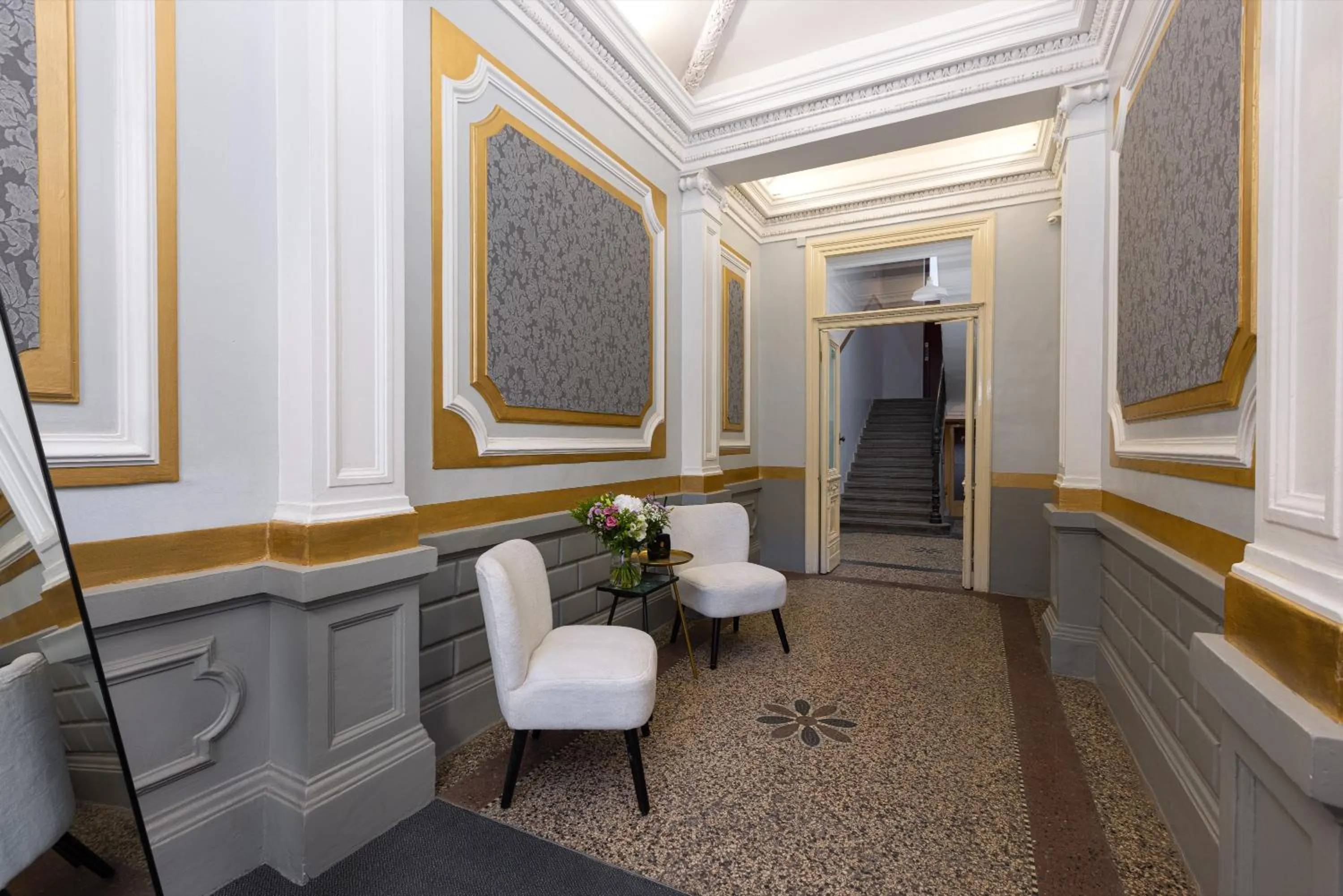 Seating area in Salvatore Prague Rooms