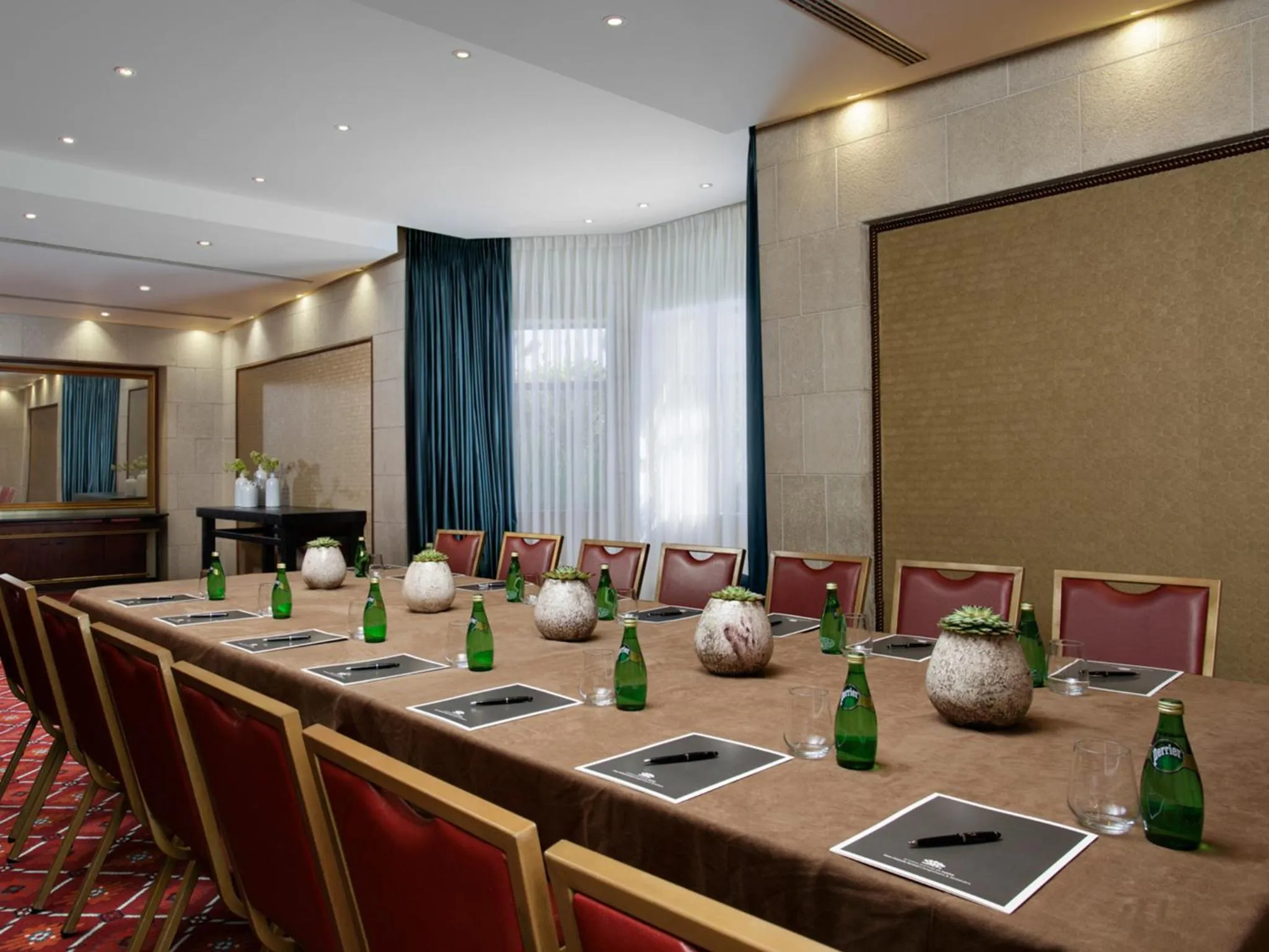 Meeting/conference room in Dan Panorama Jerusalem Hotel