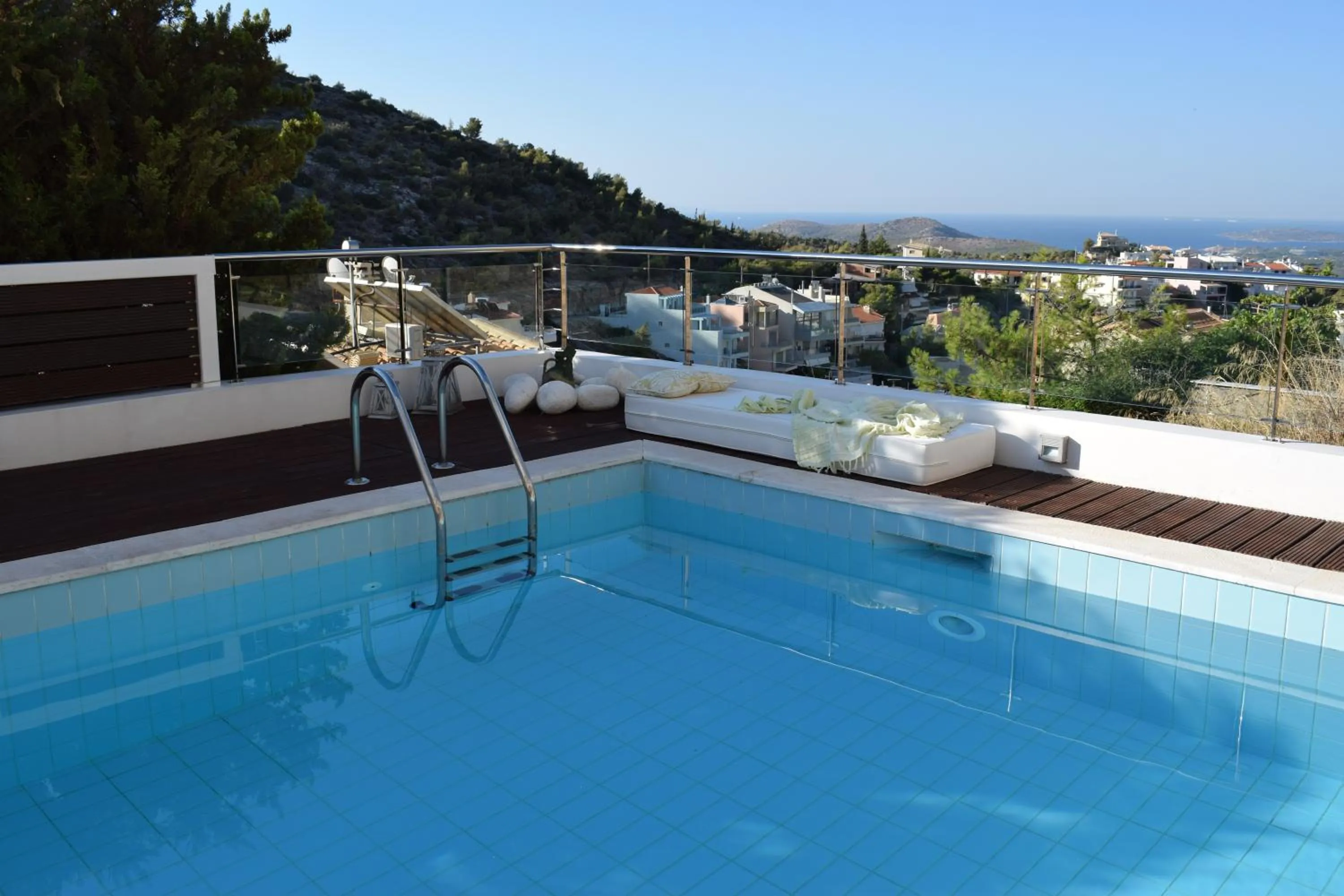 Mountain view in Panorama Penthouse & Studios