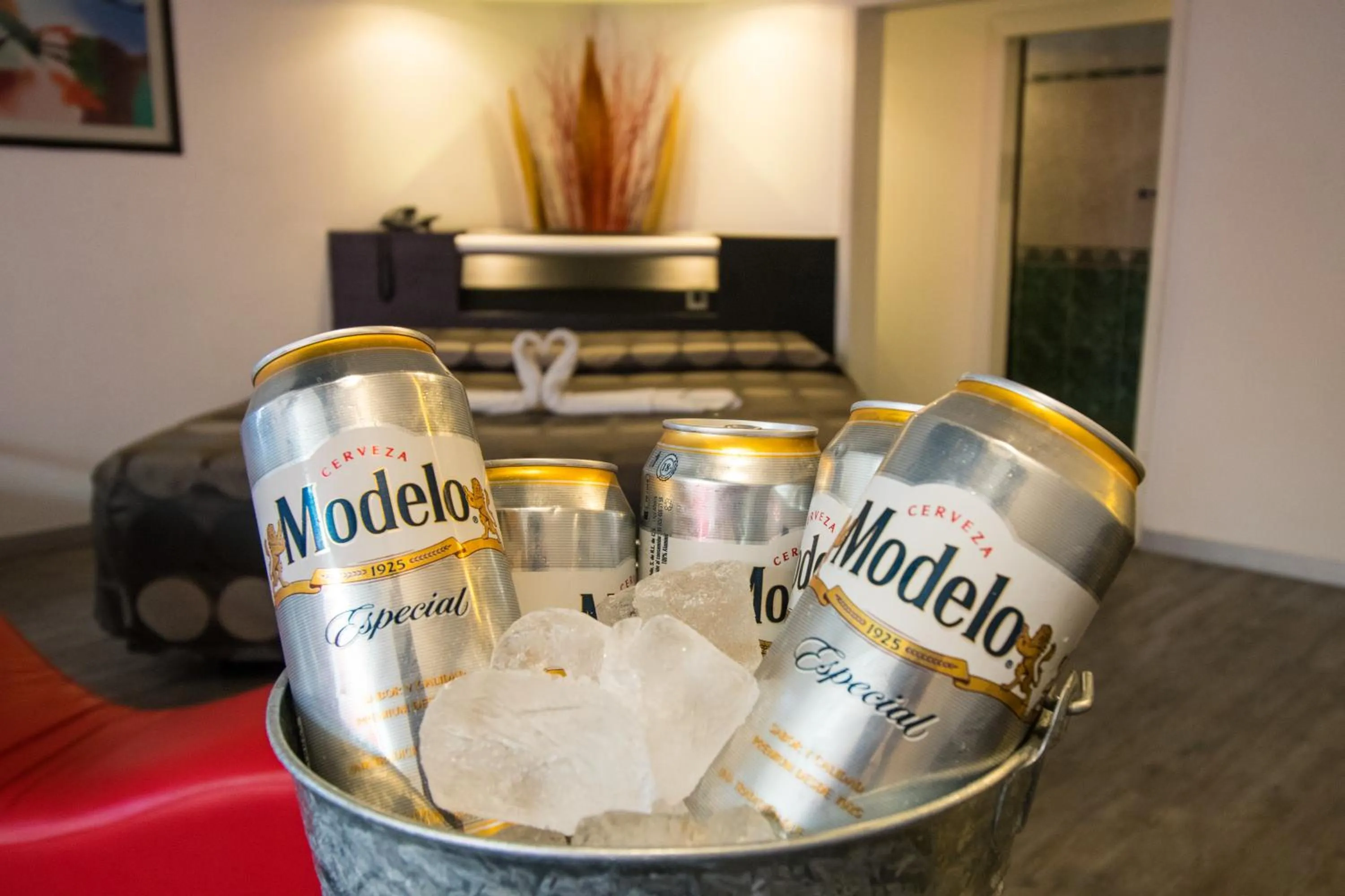 Alcoholic drinks in Hotel Atenas Plaza