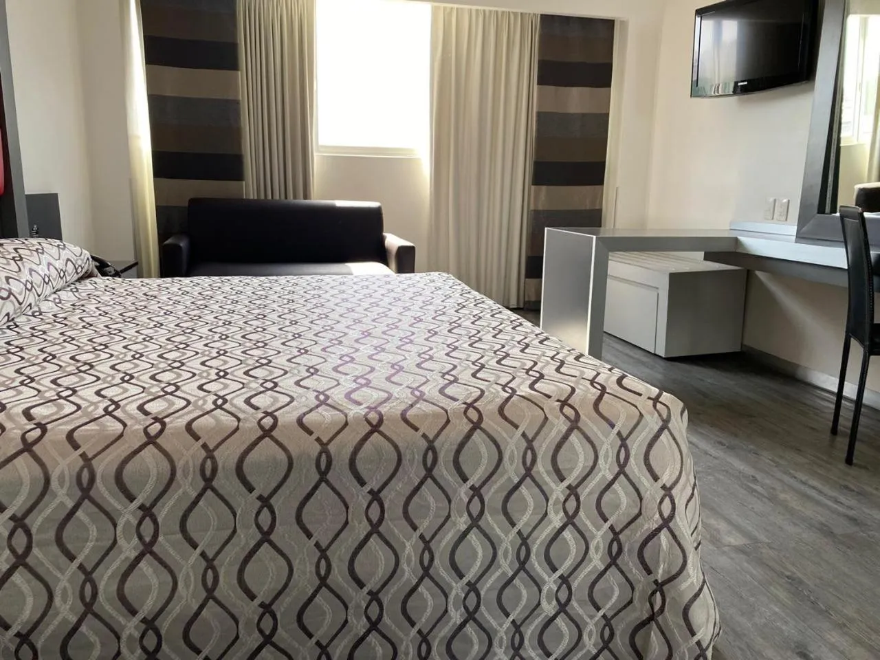 Decorative detail, Bed in Hotel Atenas Plaza