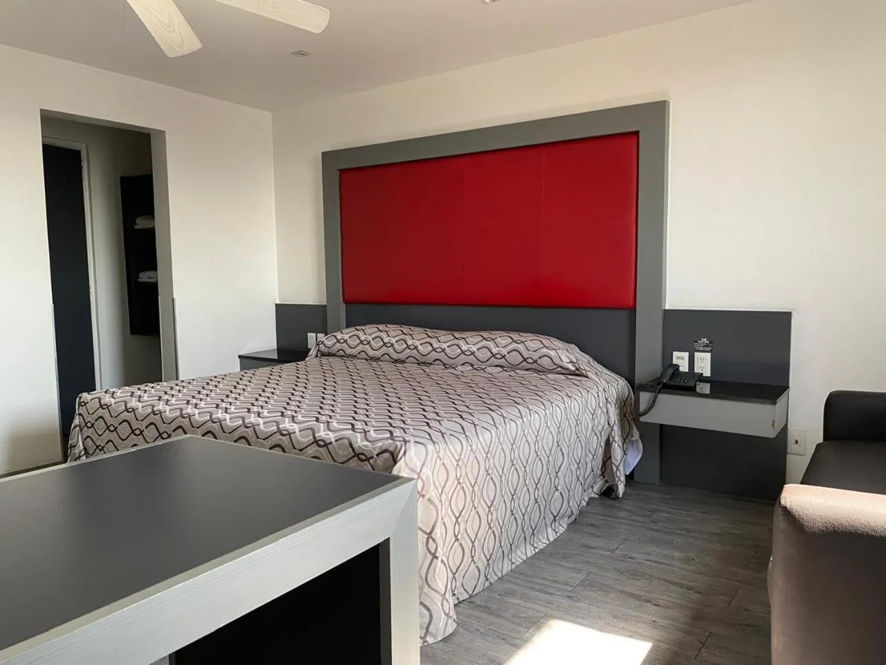 Decorative detail, Bed in Hotel Atenas Plaza