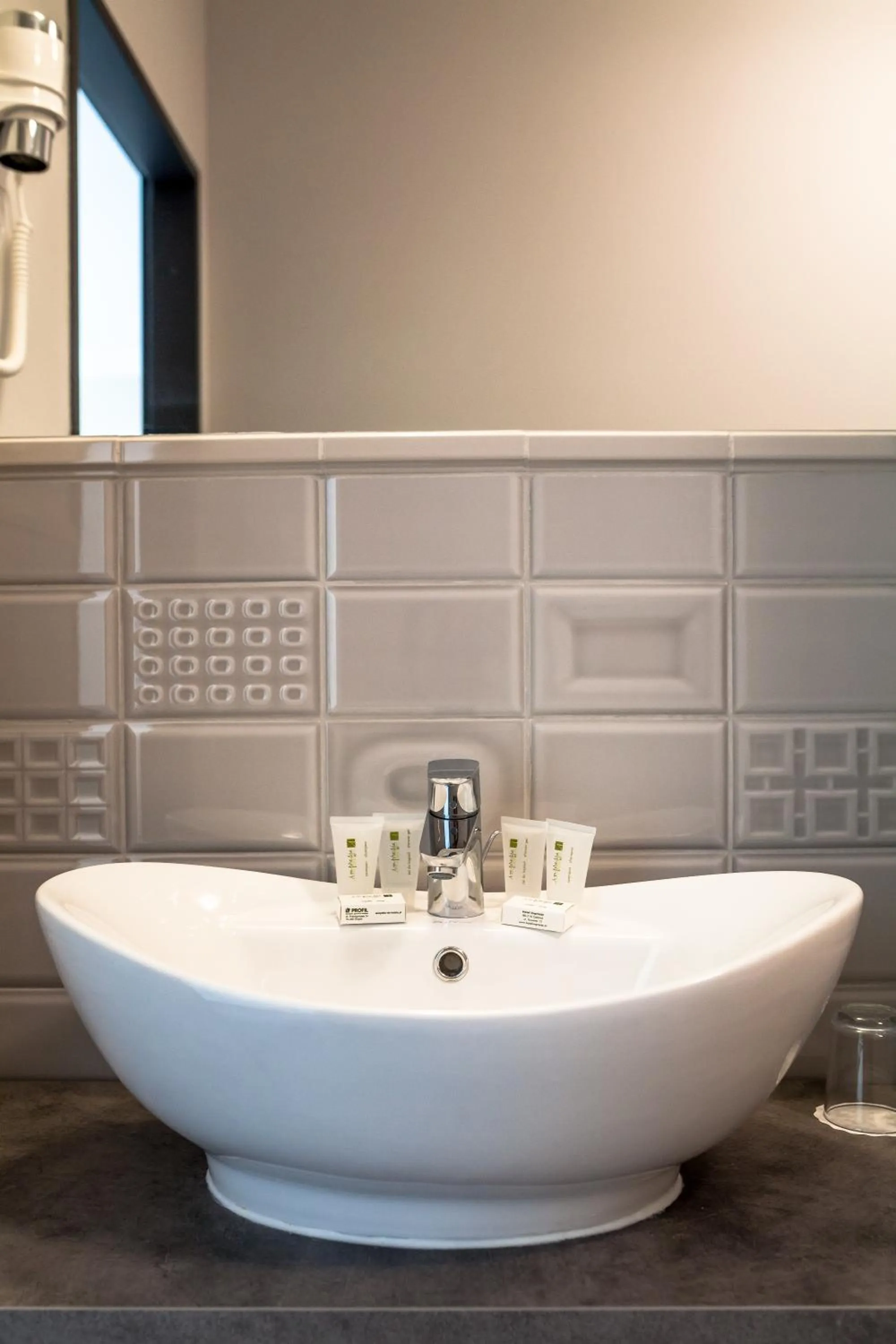 Bathroom in Hotel Impresja