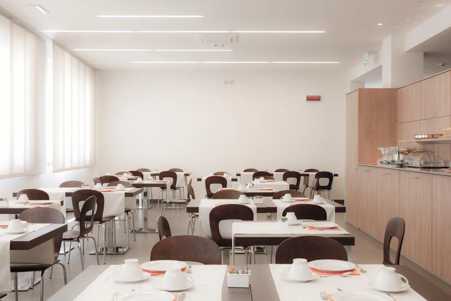 Restaurant/places to eat in Blu Arena Hotel