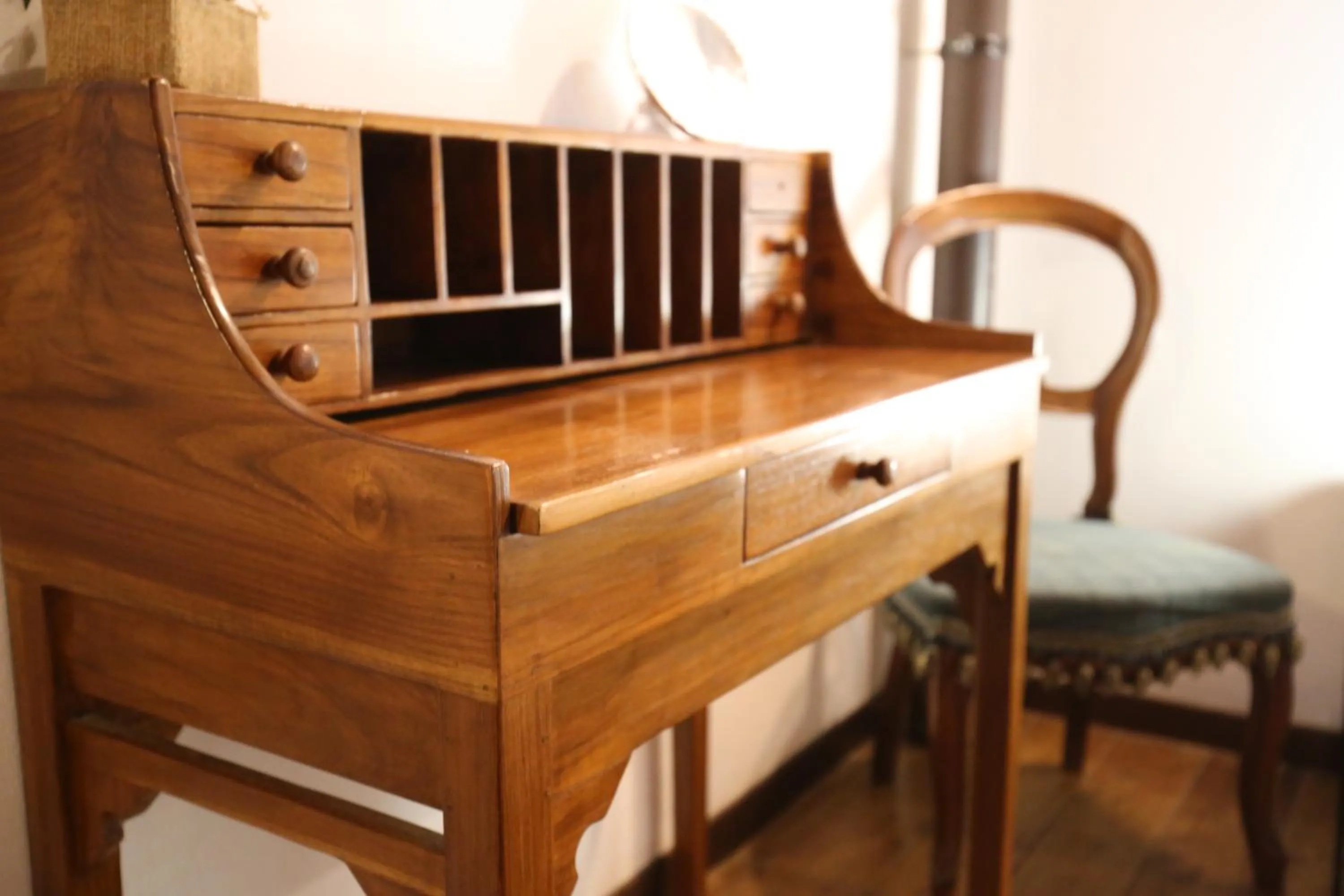 Seating area in Villa Dei Papiri Fonte Ciane
