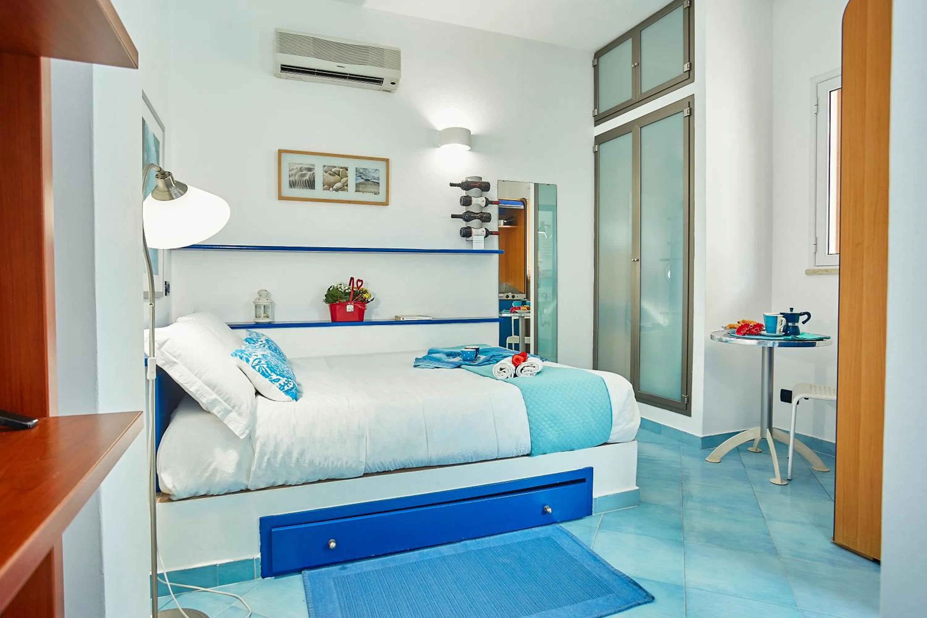 Bedroom, Bed in Appartamenti Rosa Dei Venti