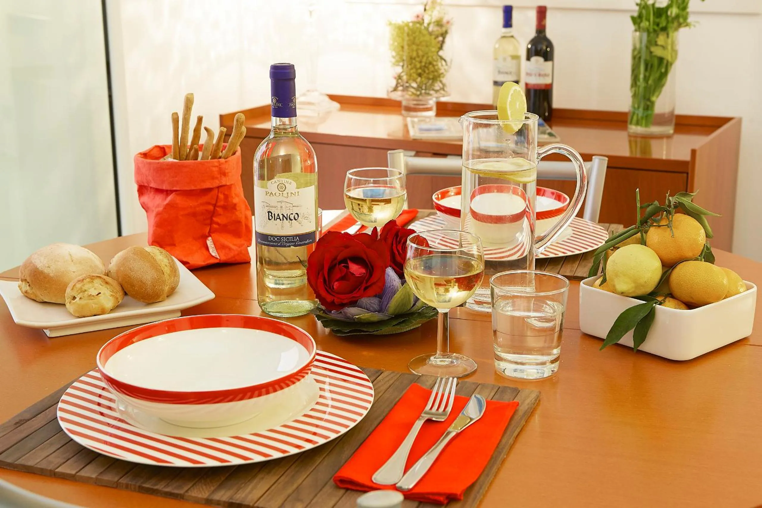 Dining area in Appartamenti Rosa Dei Venti