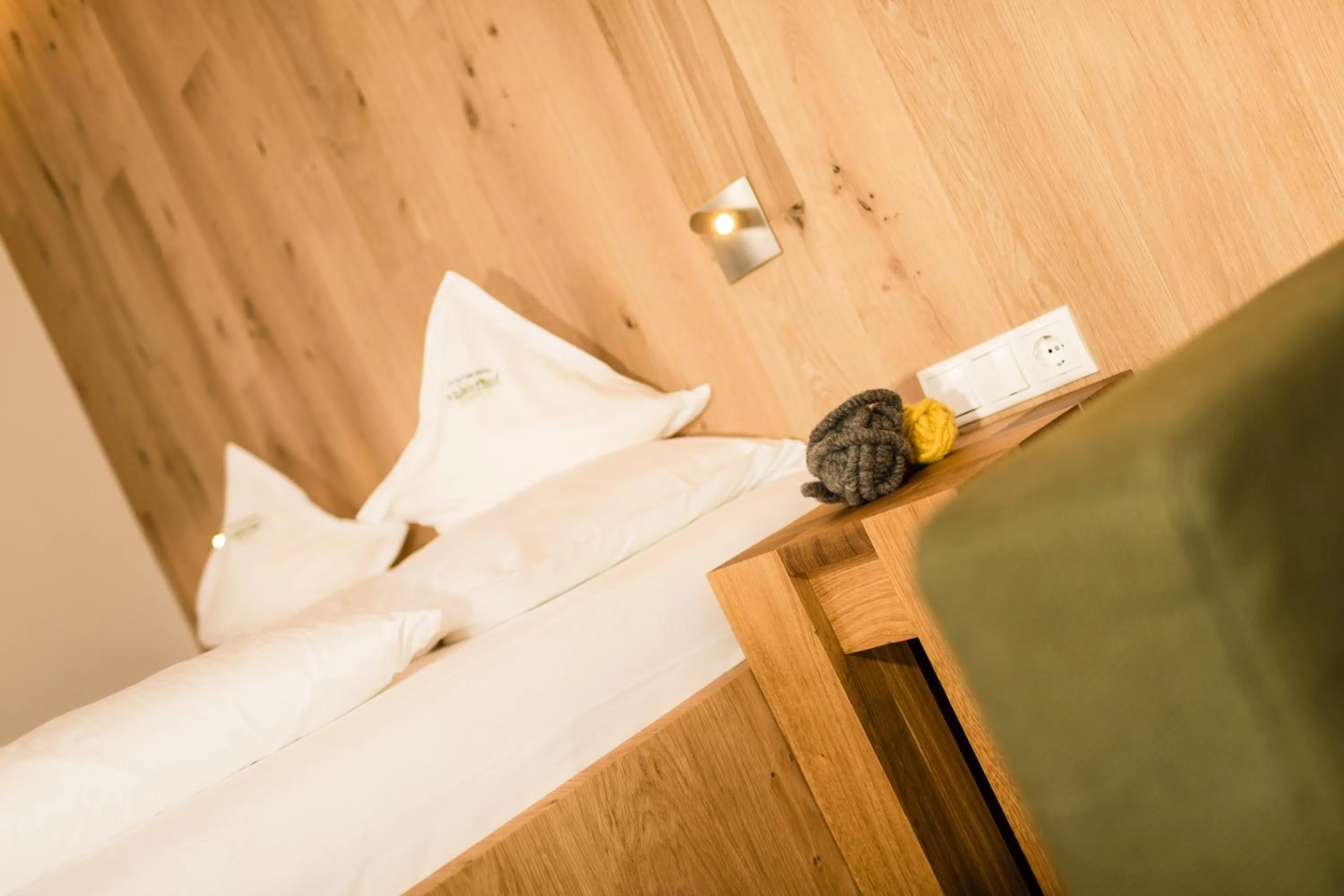 Bedroom, Bed in Hotel Valserhof