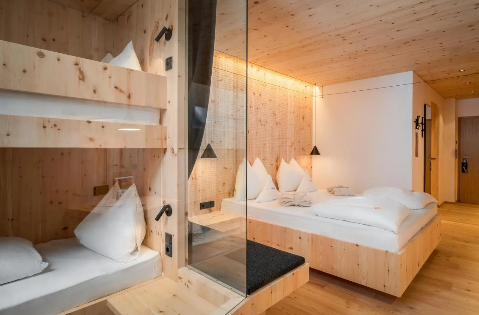 Photo of the whole room, Bed in Hotel Valserhof