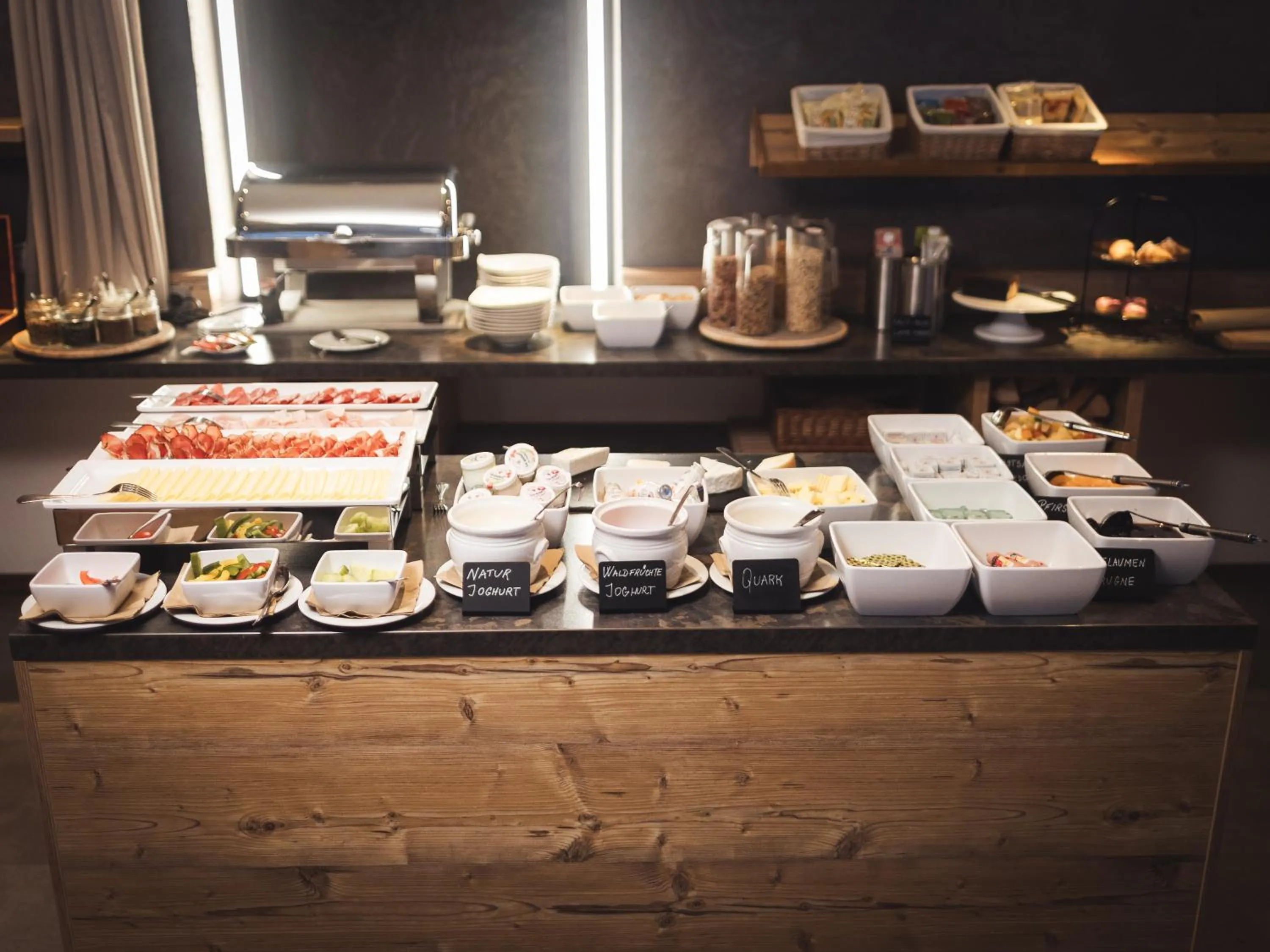 Breakfast in Hotel Gampen