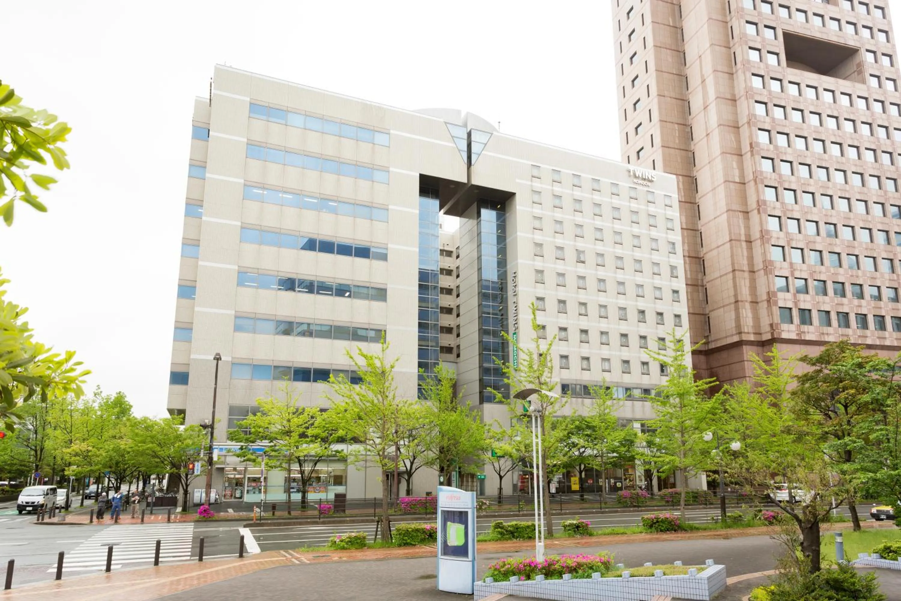 Property building in Seaside Hotel Twins Momochi