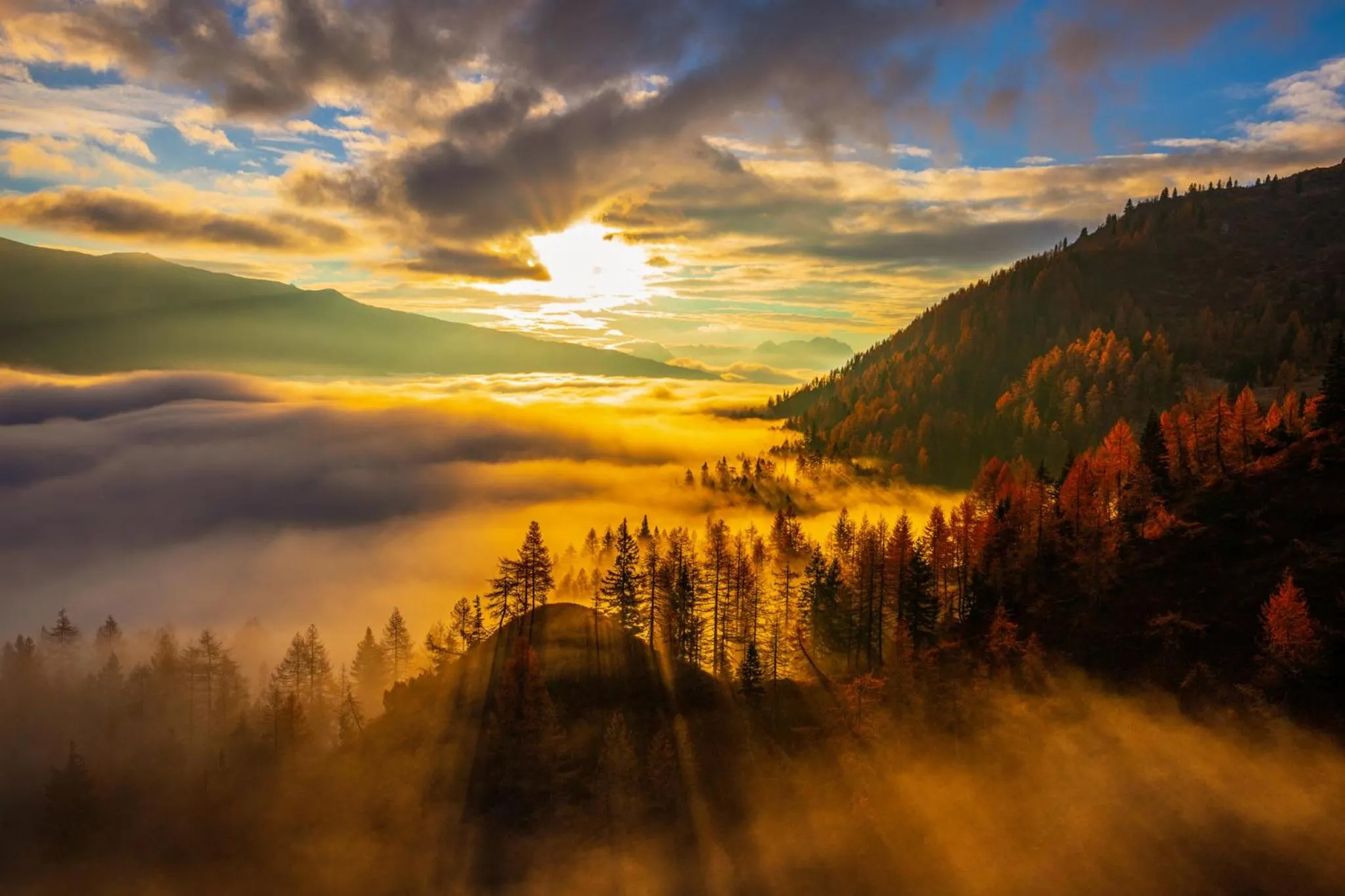 Sunrise in Hotel Kreuzberg Monte Croce