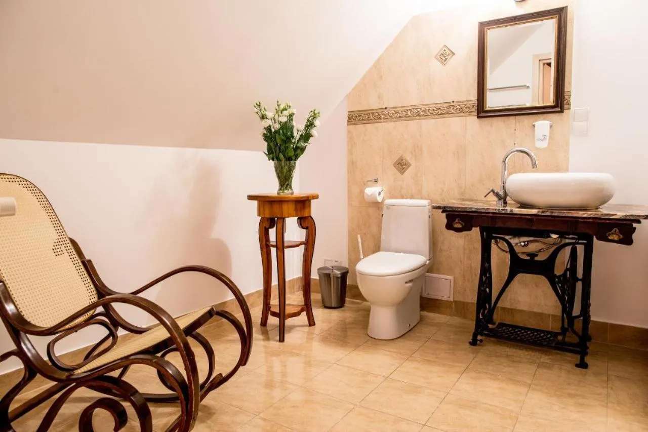 Toilet in Pałac na Wodzie Hotel & SPA