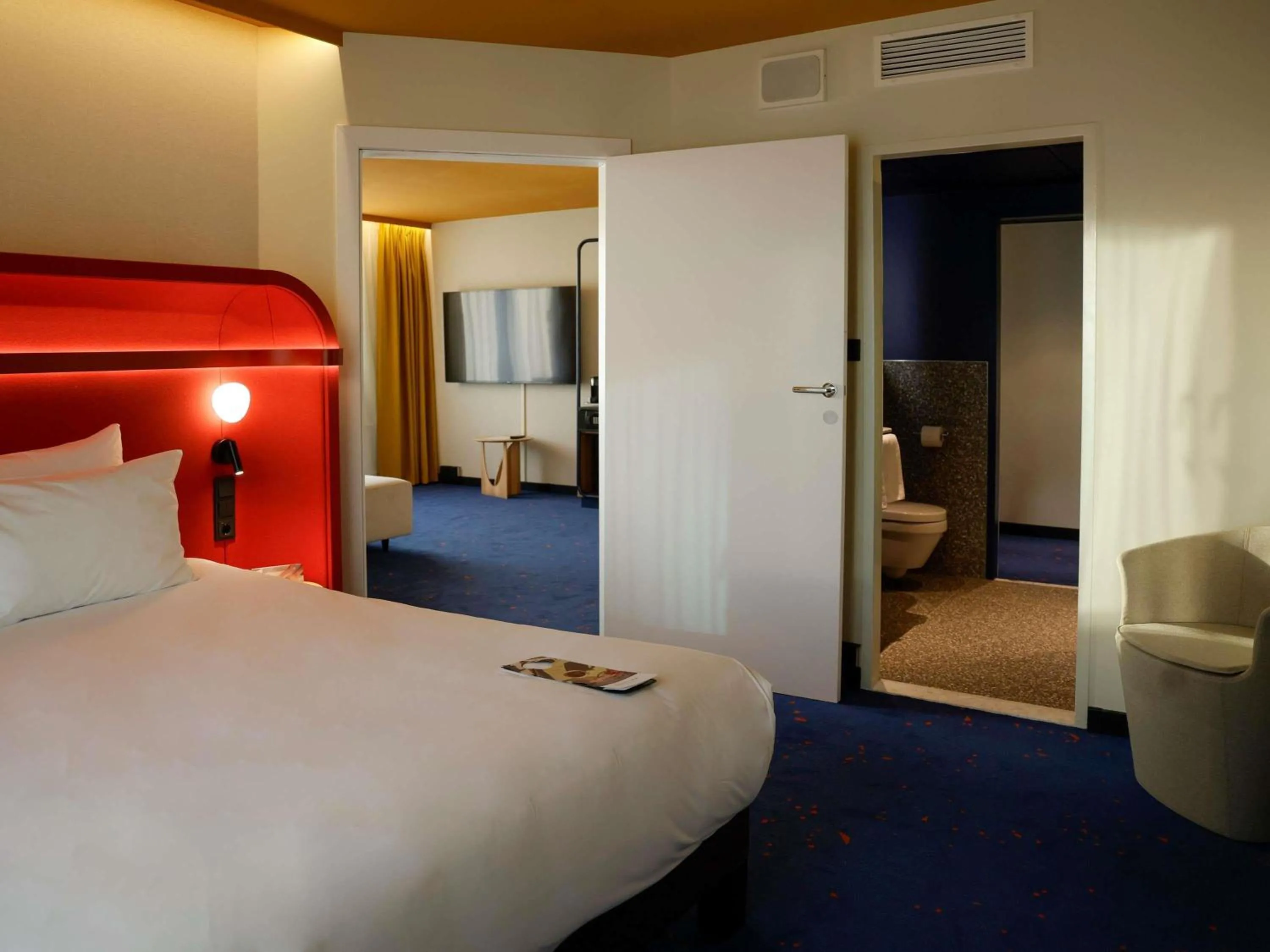 Bedroom, Bed in Mercure Warszawa Centrum