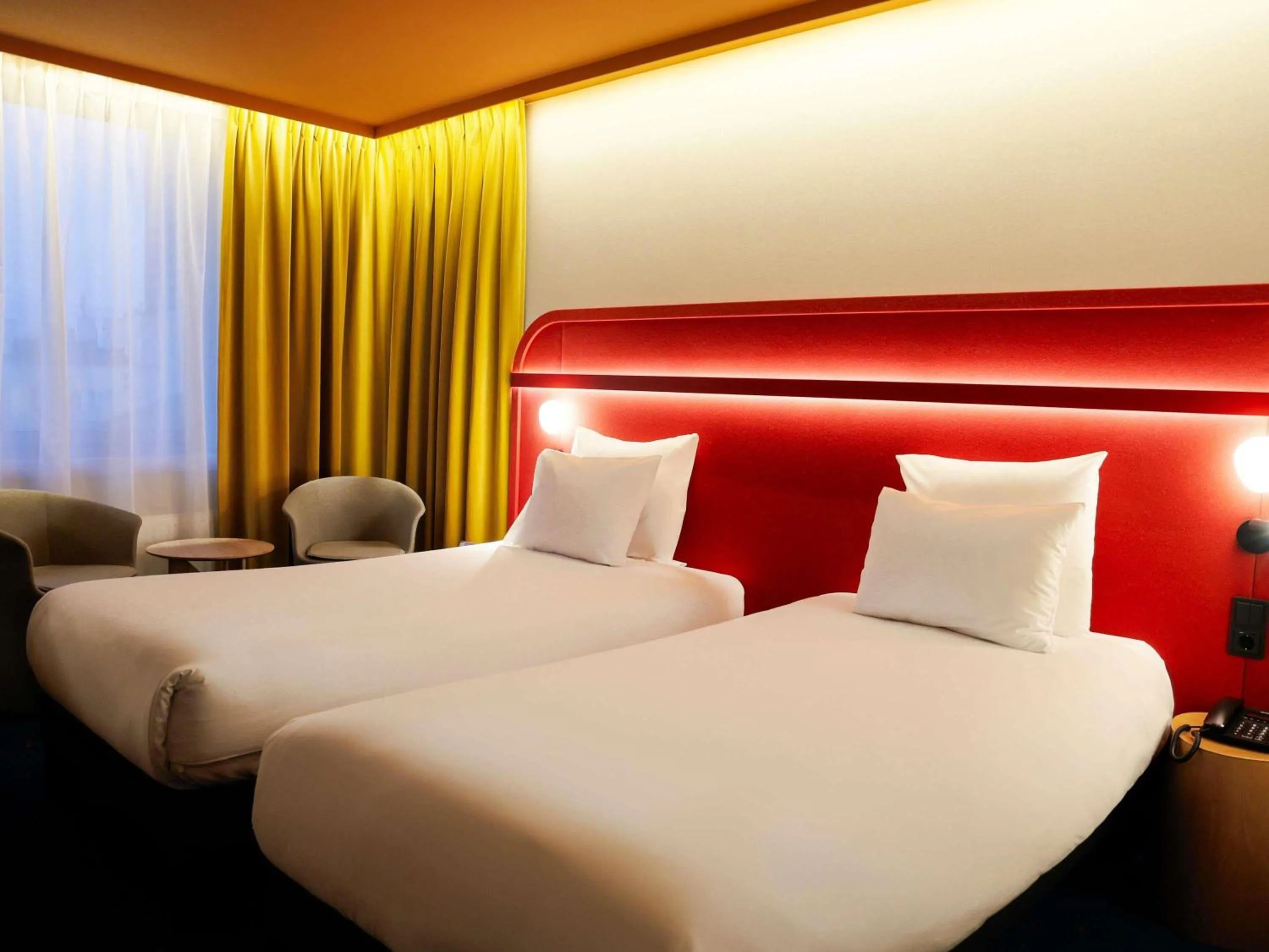 Bedroom, Bed in Mercure Warszawa Centrum