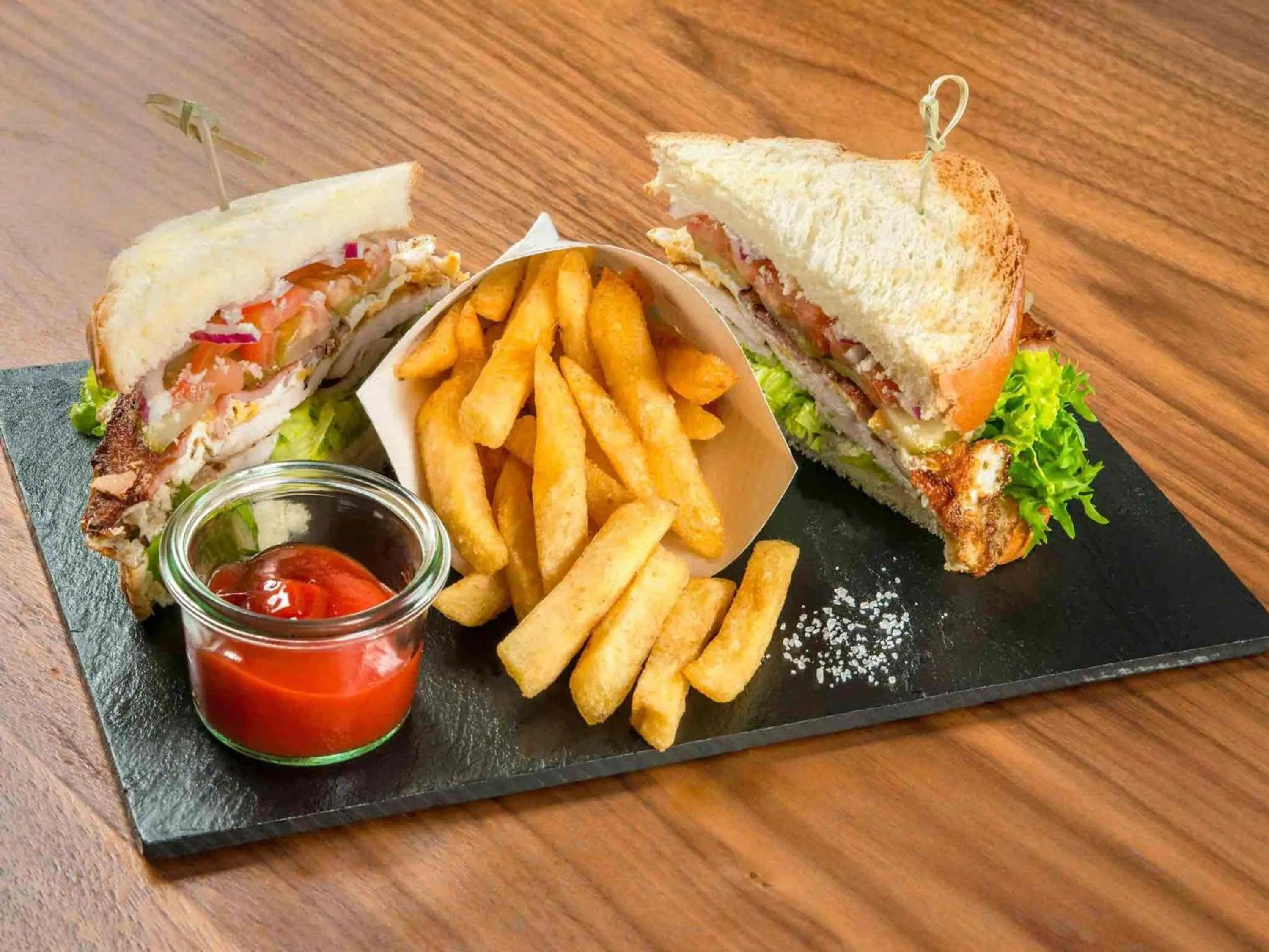 Lounge or bar in Mercure Warszawa Centrum