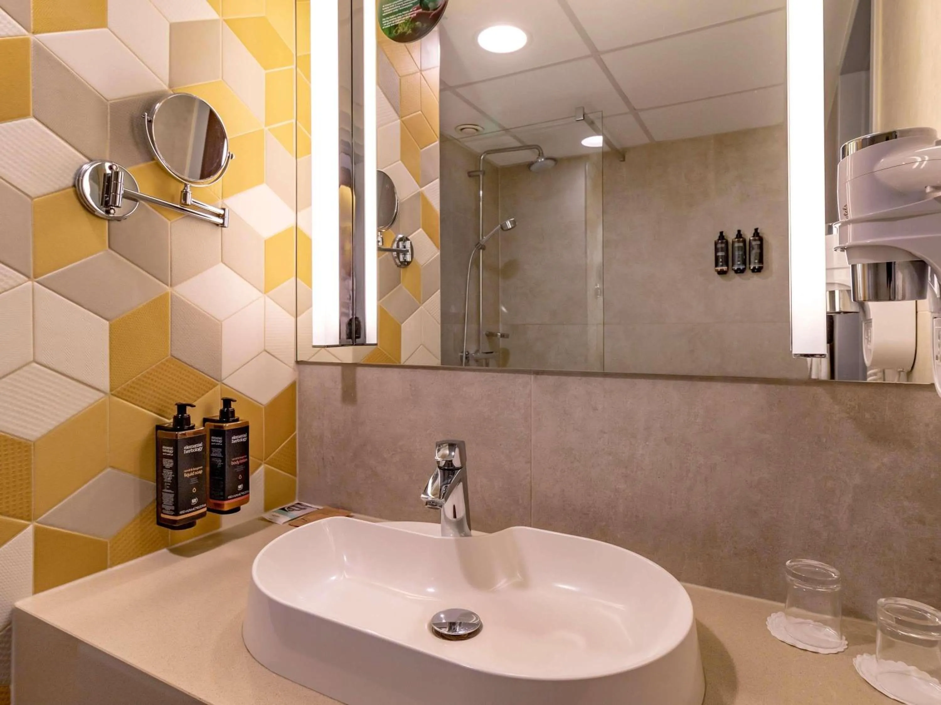 Bedroom in Mercure Warszawa Centrum