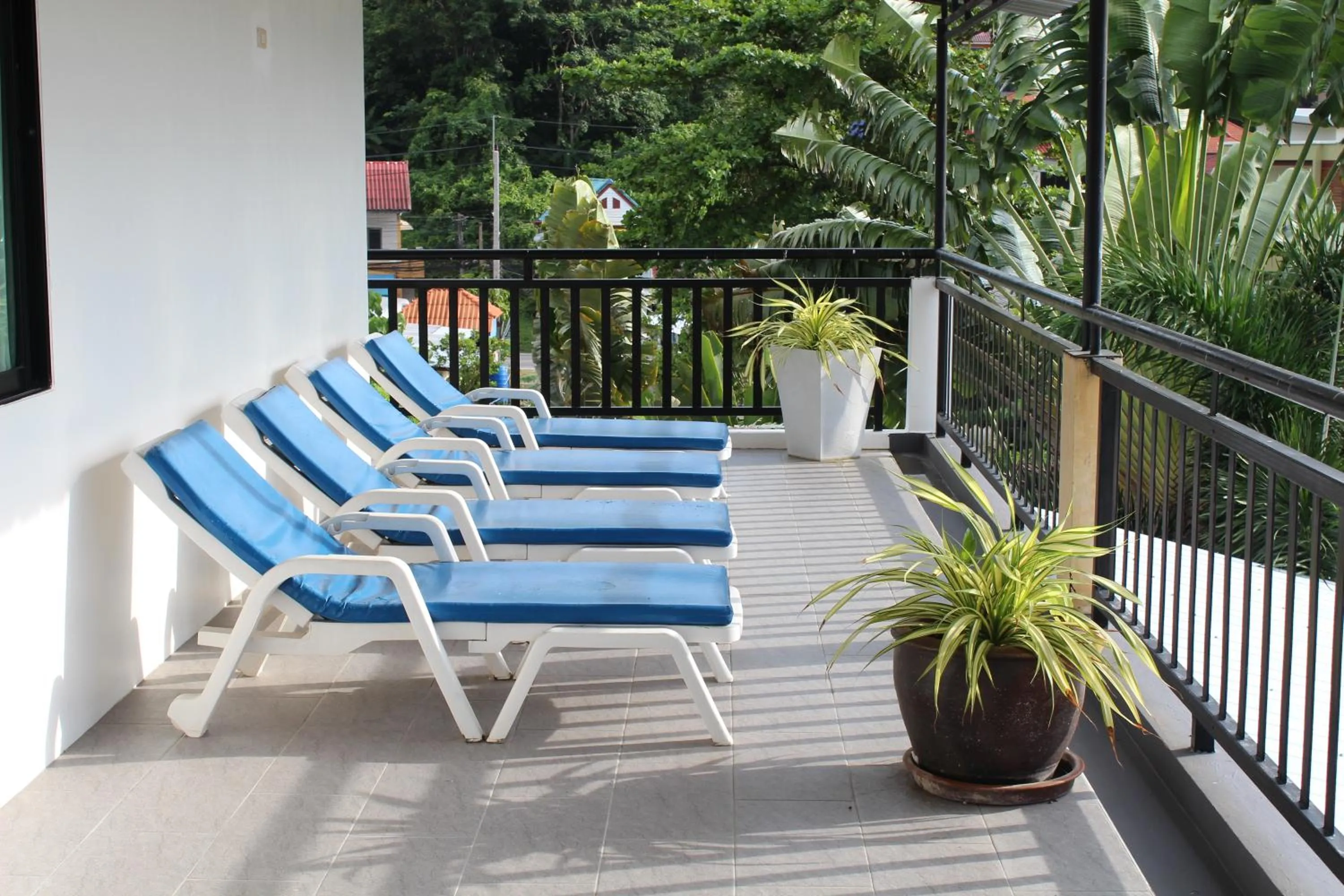 Balcony/Terrace in B Happy Resort - SHA ExtraPlus