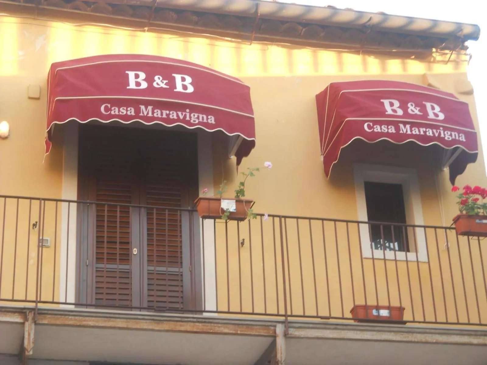 Property building in Casa Maravigna