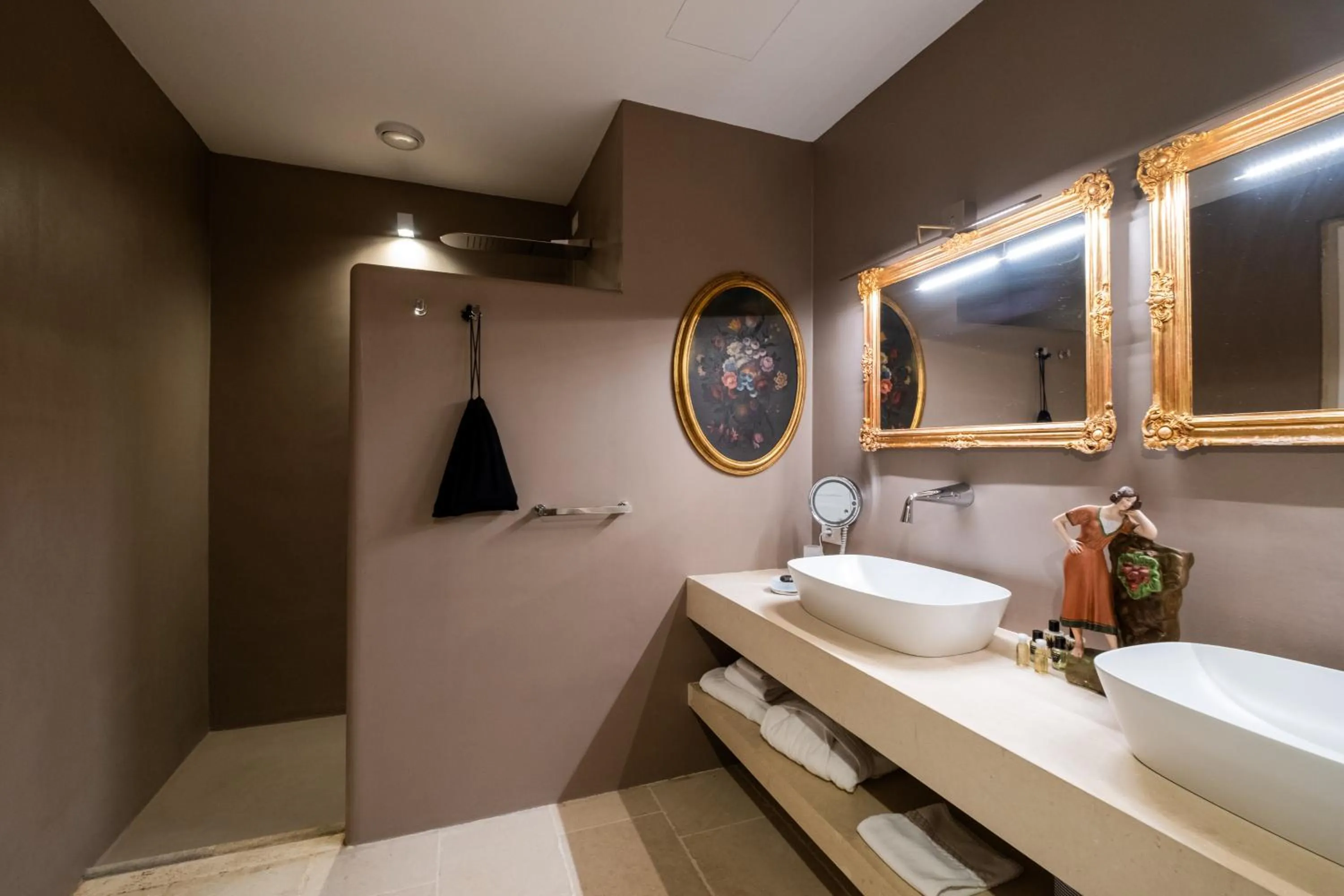 Bathroom in Palazzo Ducale Venturi - Luxury Hotel & Wellness