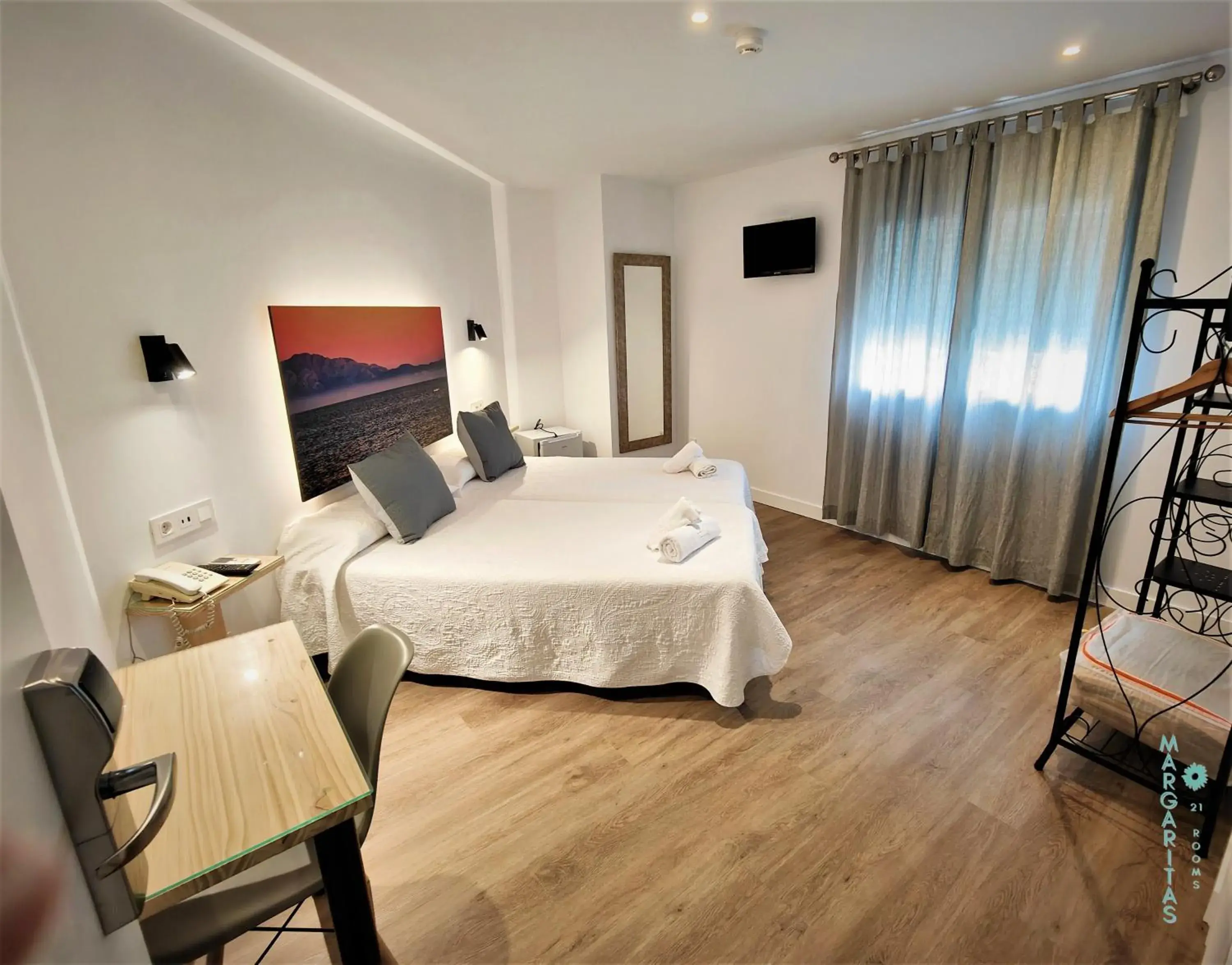 Double or Twin Room in Margaritas 21 Rooms Double or Twin Room in Margaritas 21 Rooms