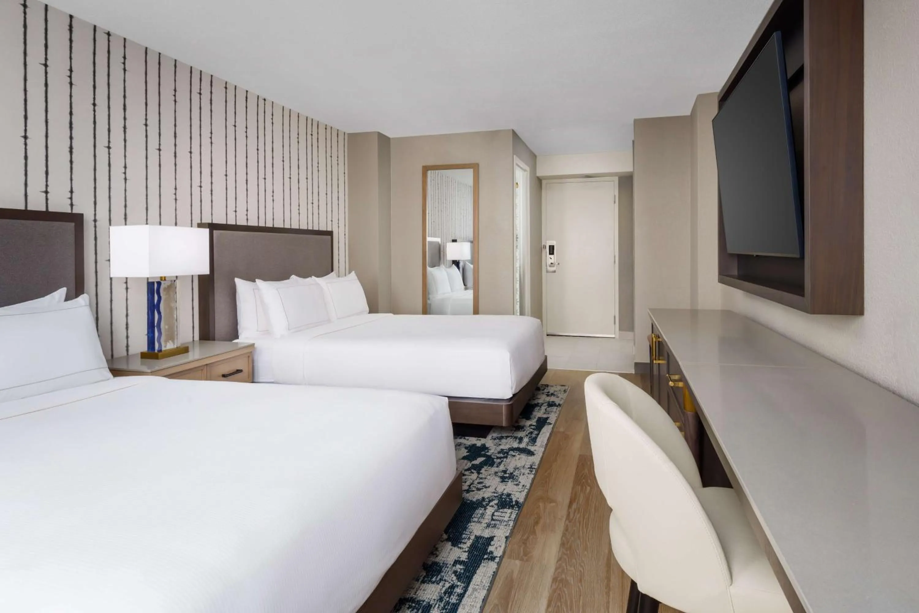 Bedroom, Bed in DoubleTree by Hilton Charlotte City Center