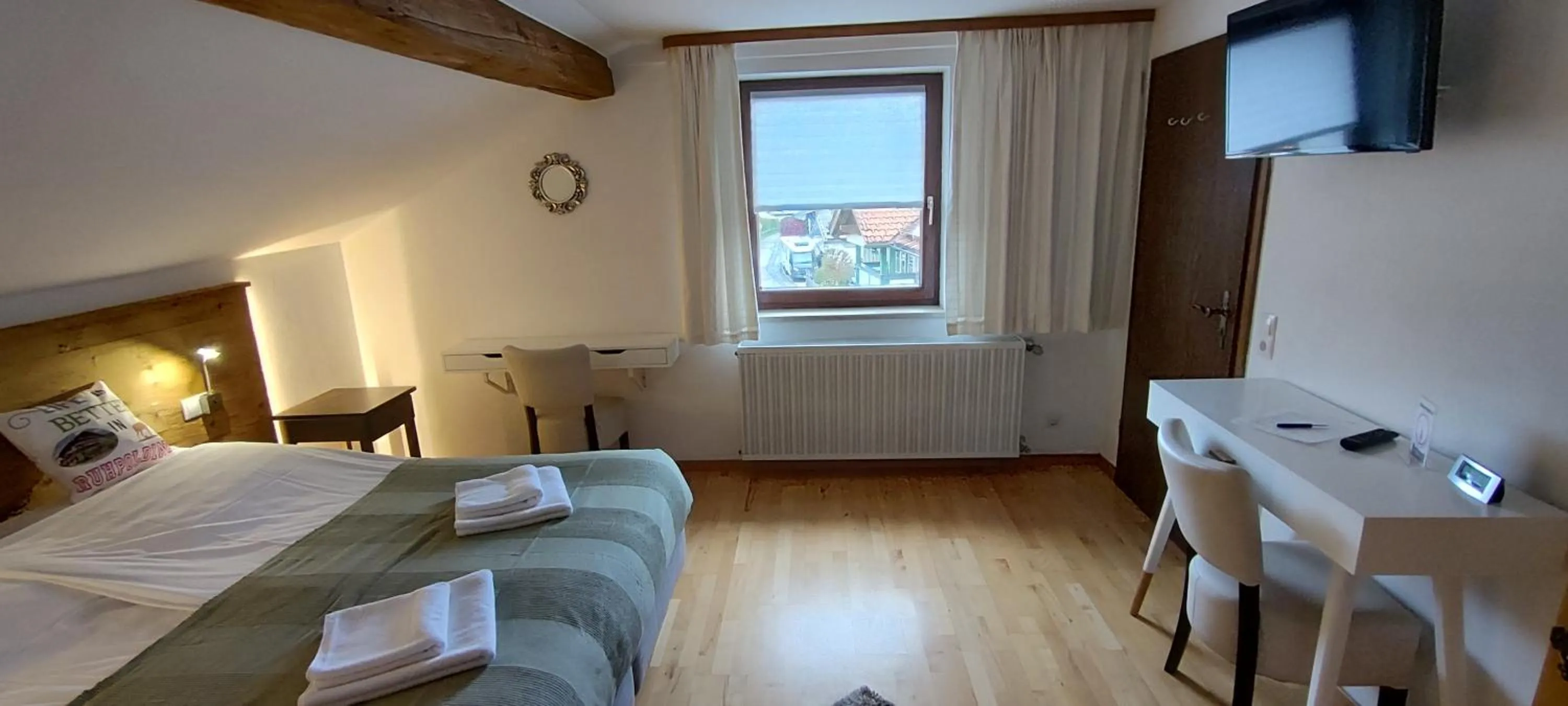 Living room, Bed in Pension Bergblick