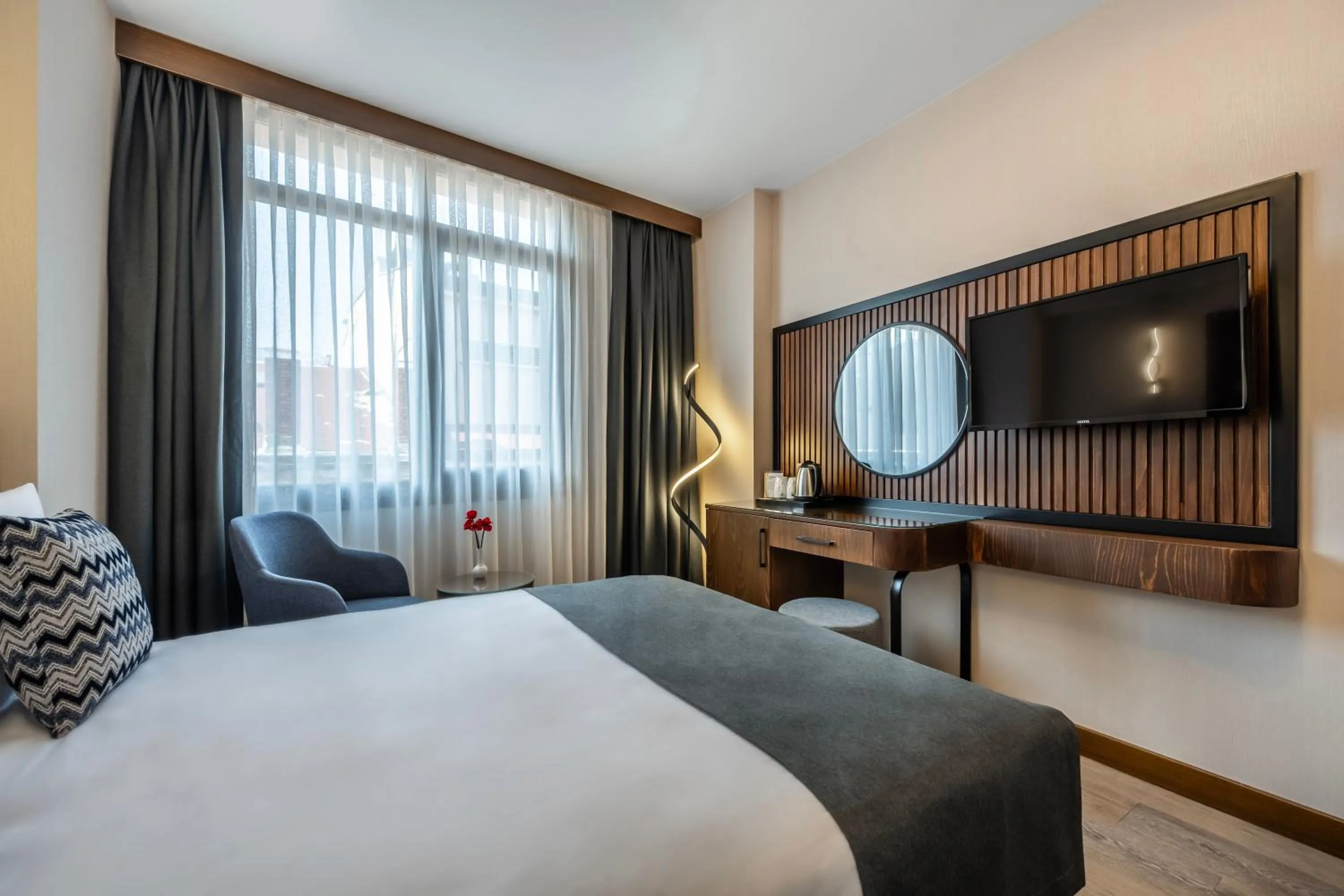 Photo of the whole room, Bed in Hotel Bristol