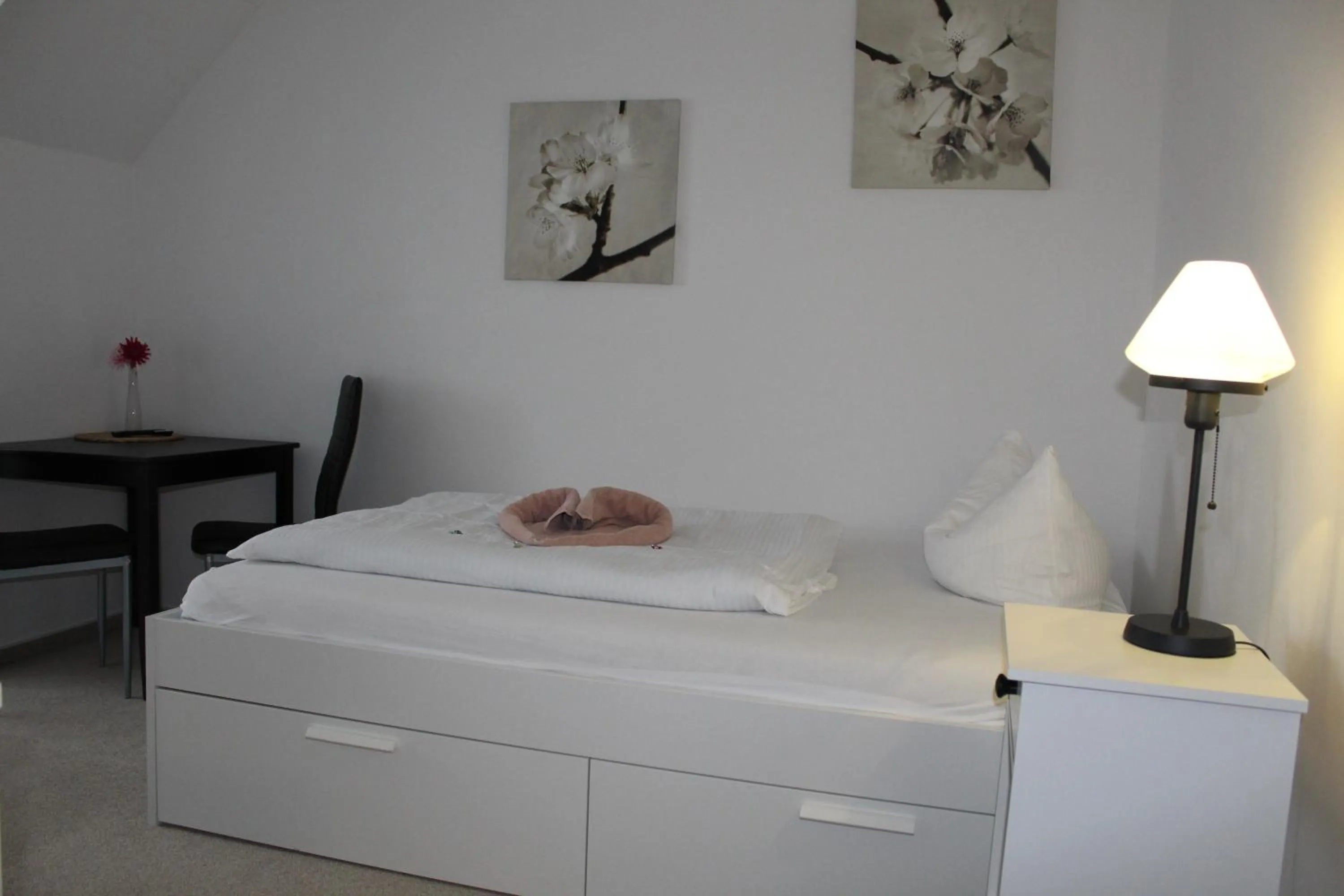 Photo of the whole room, Bed in Hof von Oldenburg