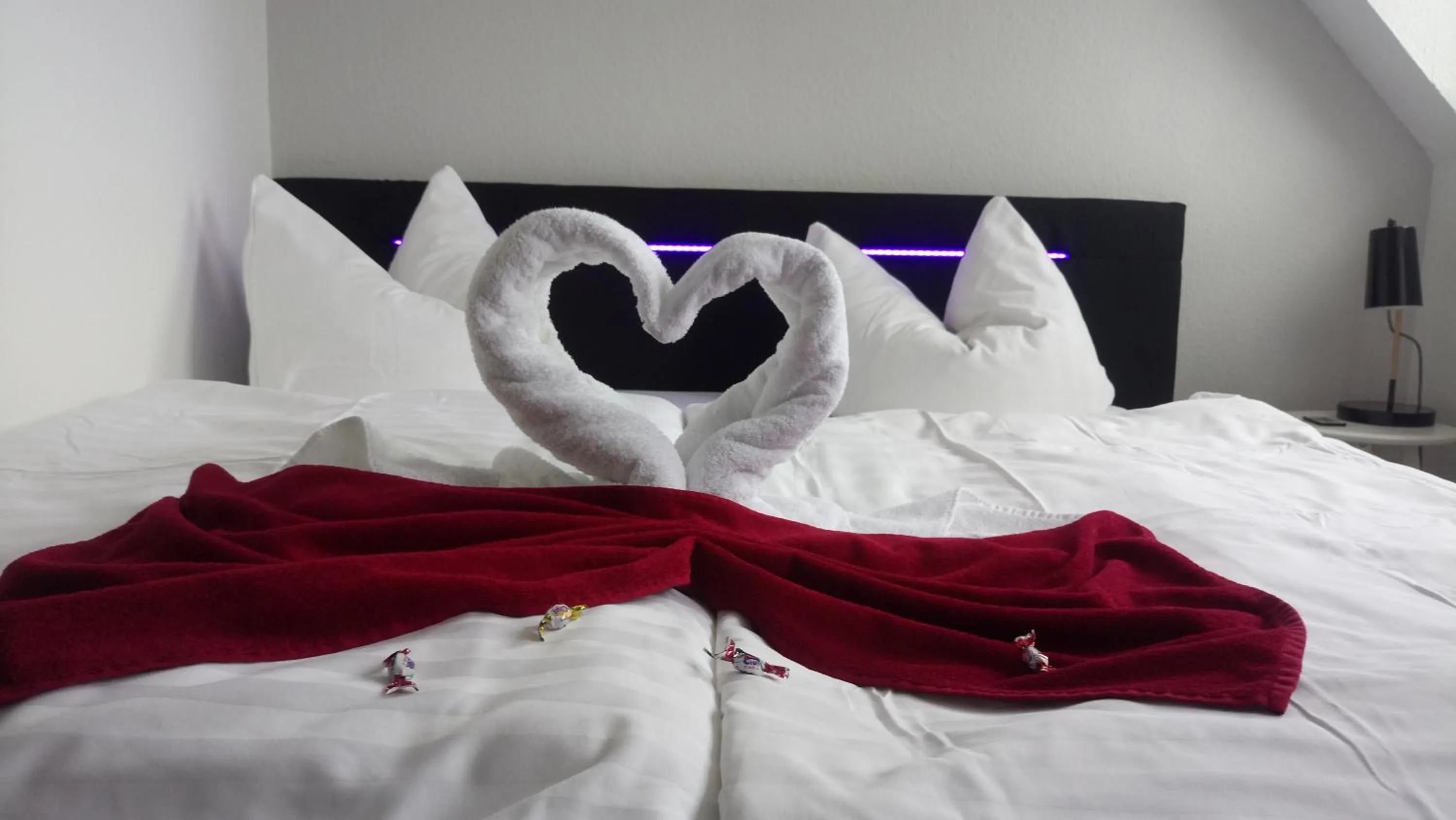 Decorative detail, Bed in Hof von Oldenburg