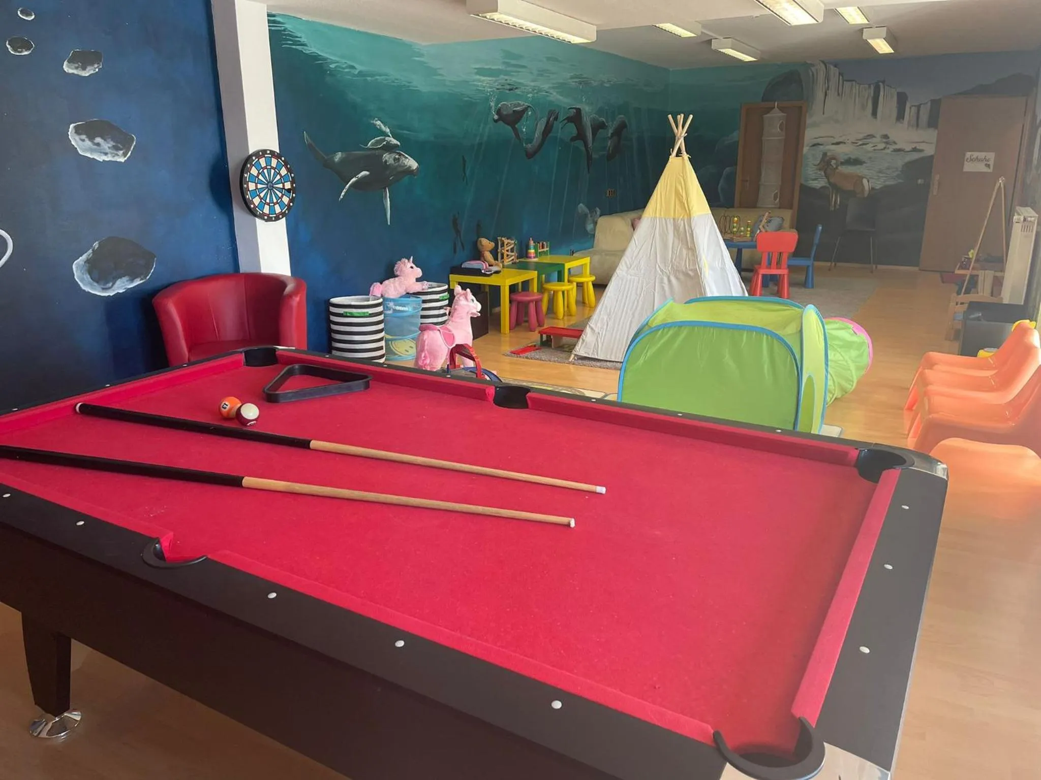 Game Room in Hof von Oldenburg