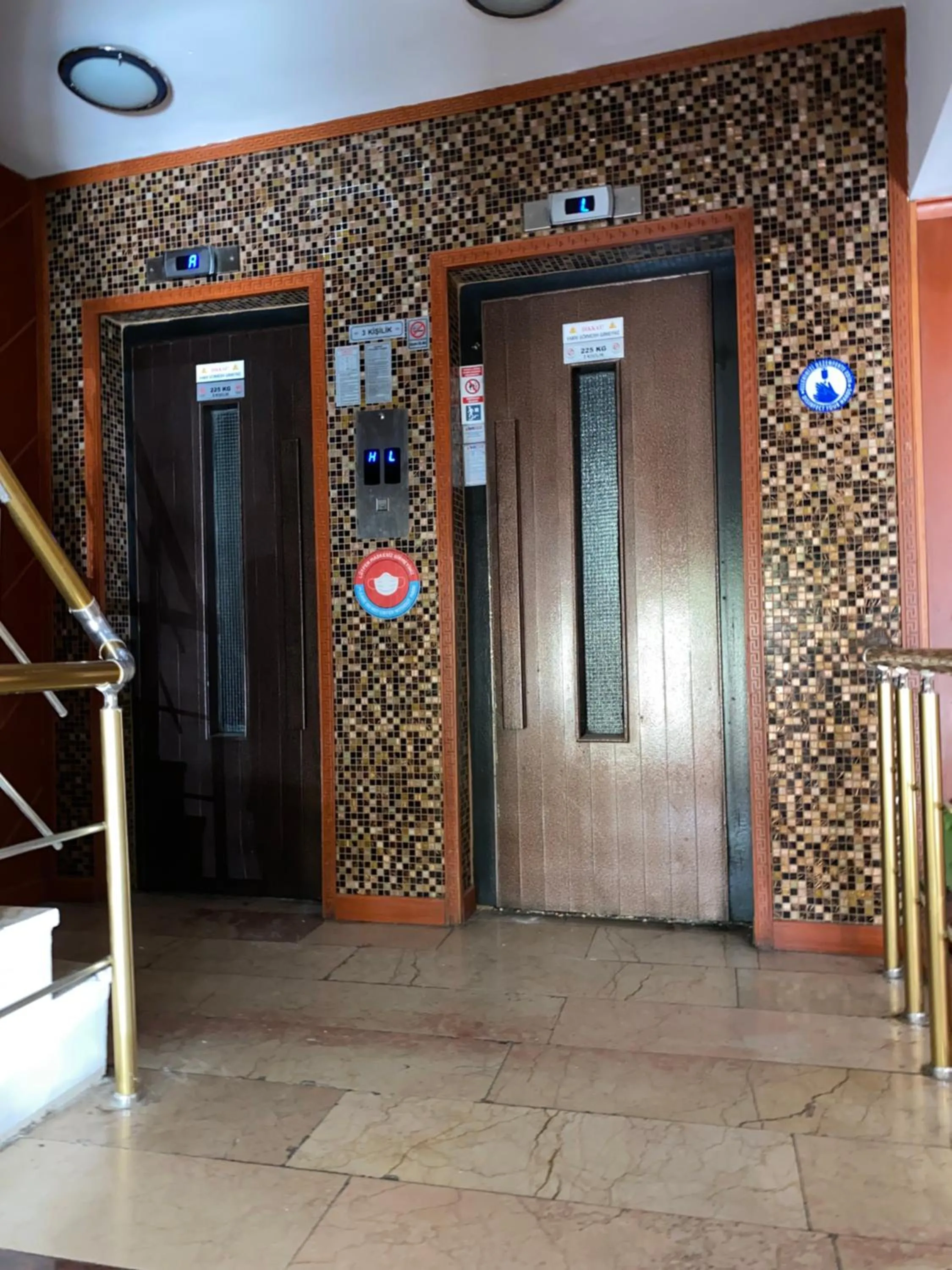 Facade/entrance in Hotel Monopol