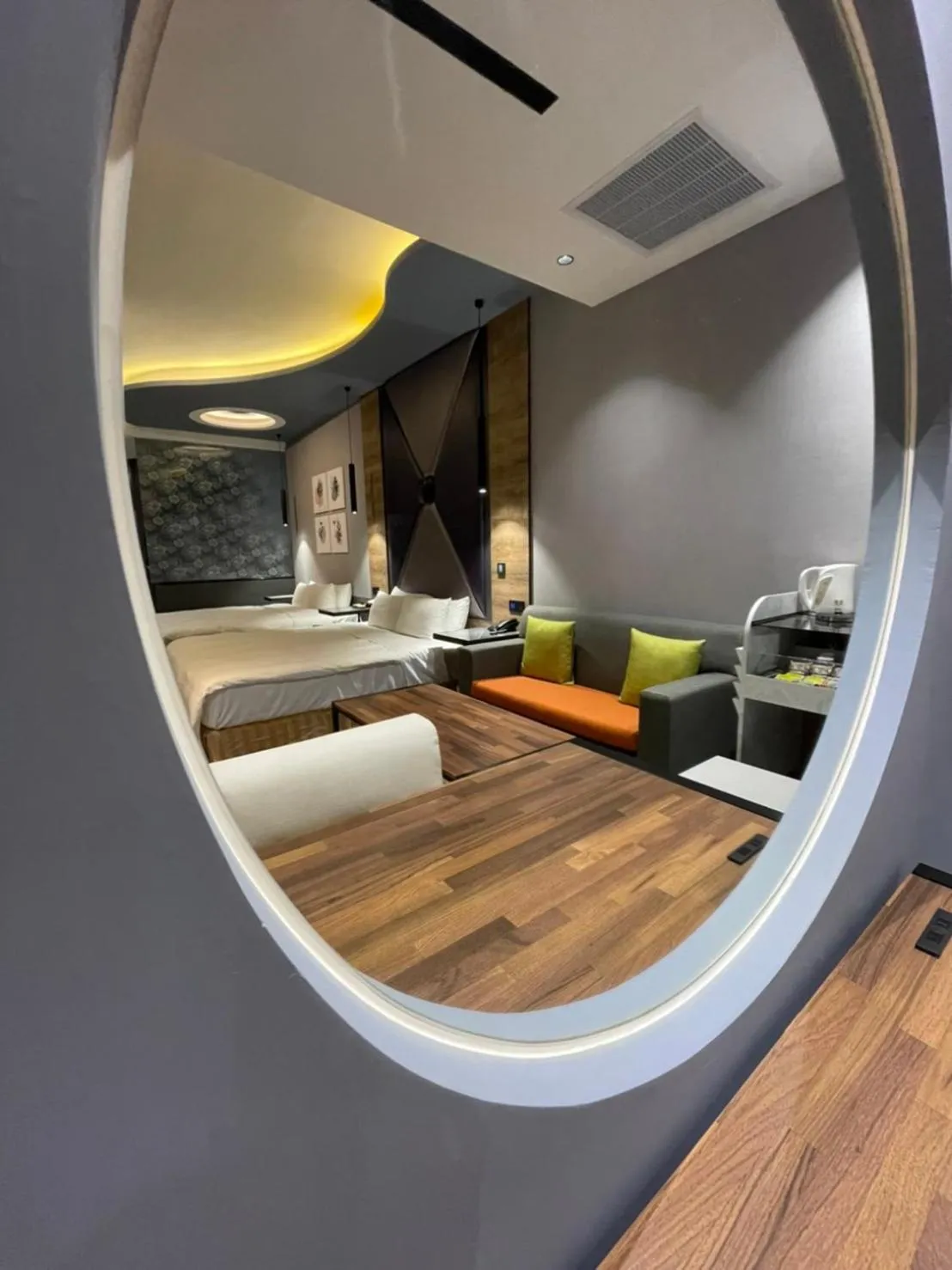 Minimalist Fashion Motel