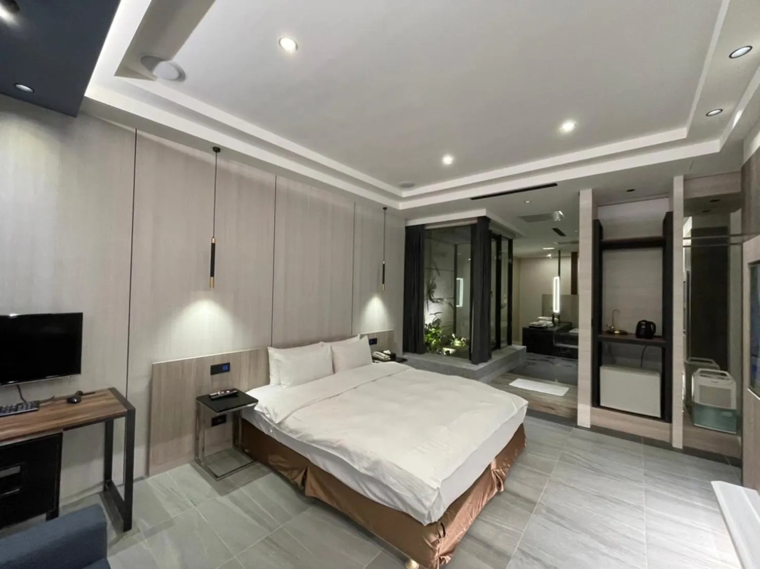 Minimalist Fashion Motel