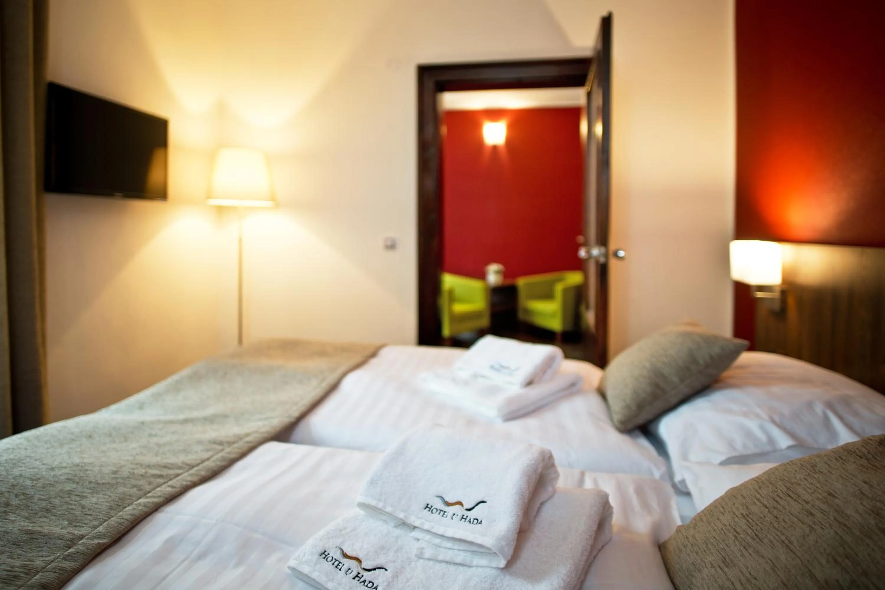 Bedroom, Bed in Hotel U Hada Žatec