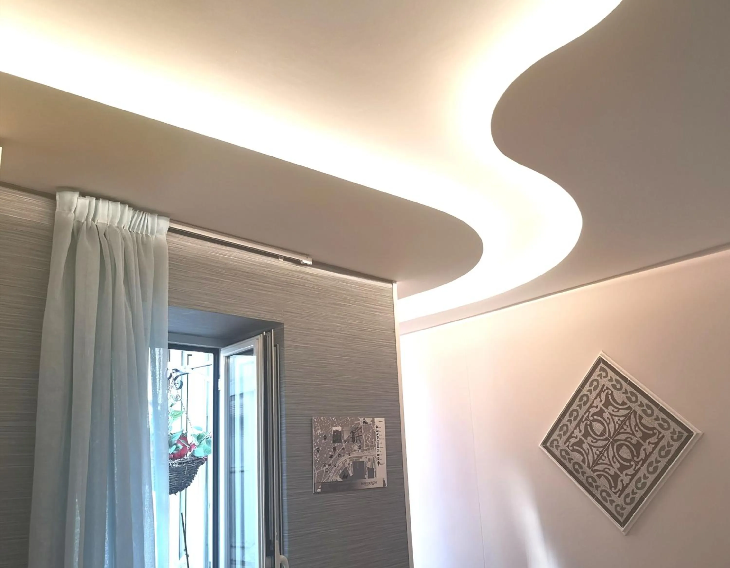 Decorative detail in B&B Federico II