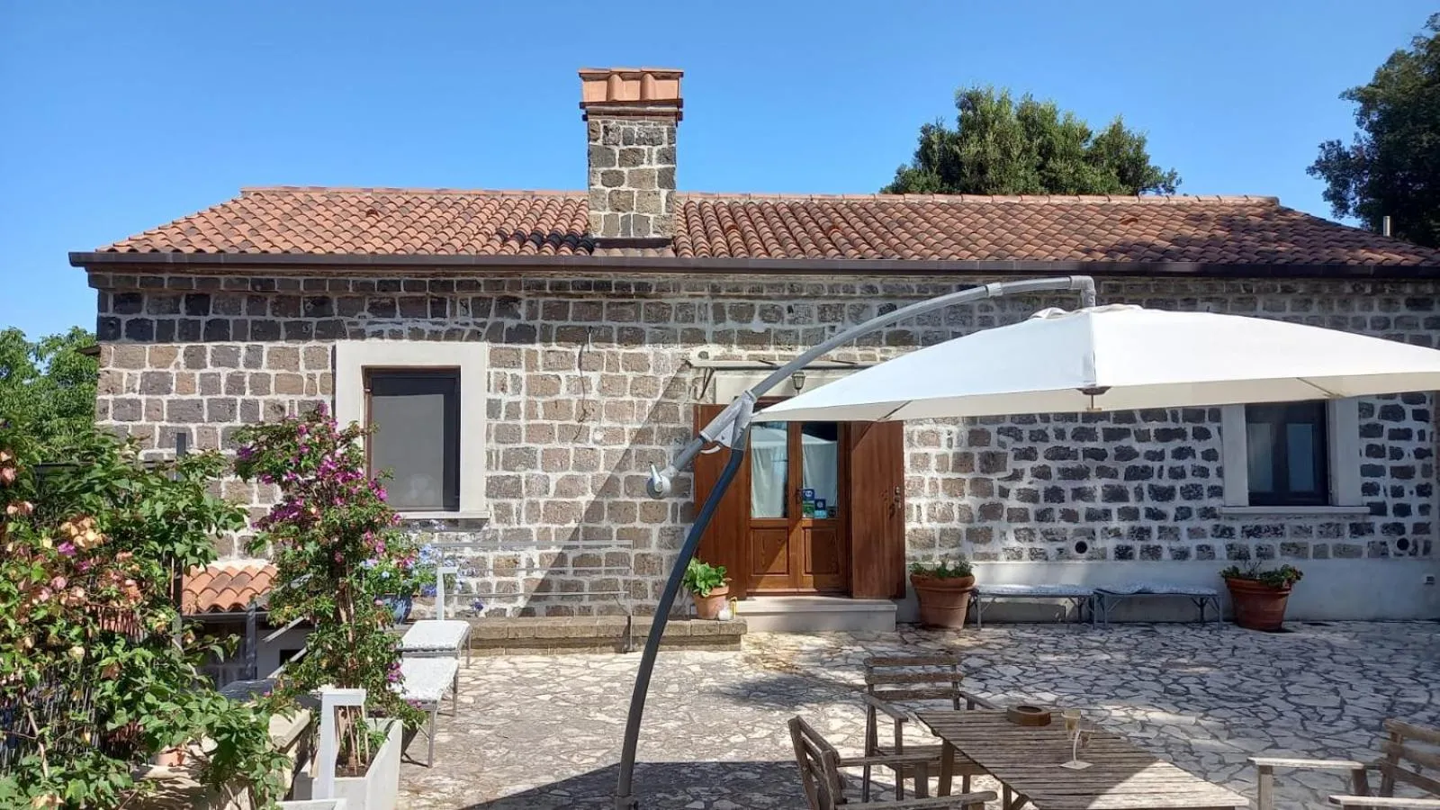 Property building in B&B Al Dosello