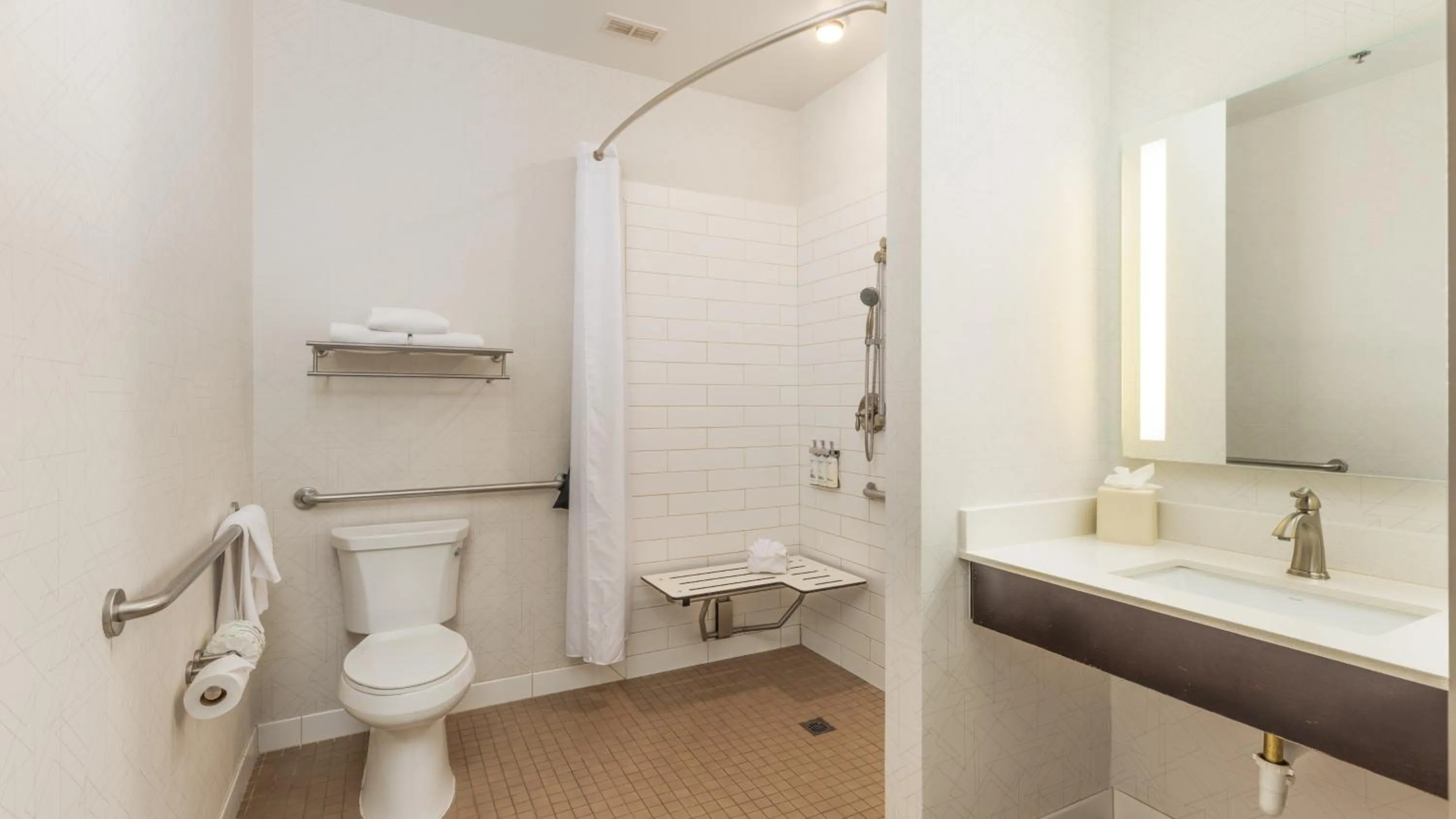 Bathroom in Holiday Inn Express Bellingham by IHG