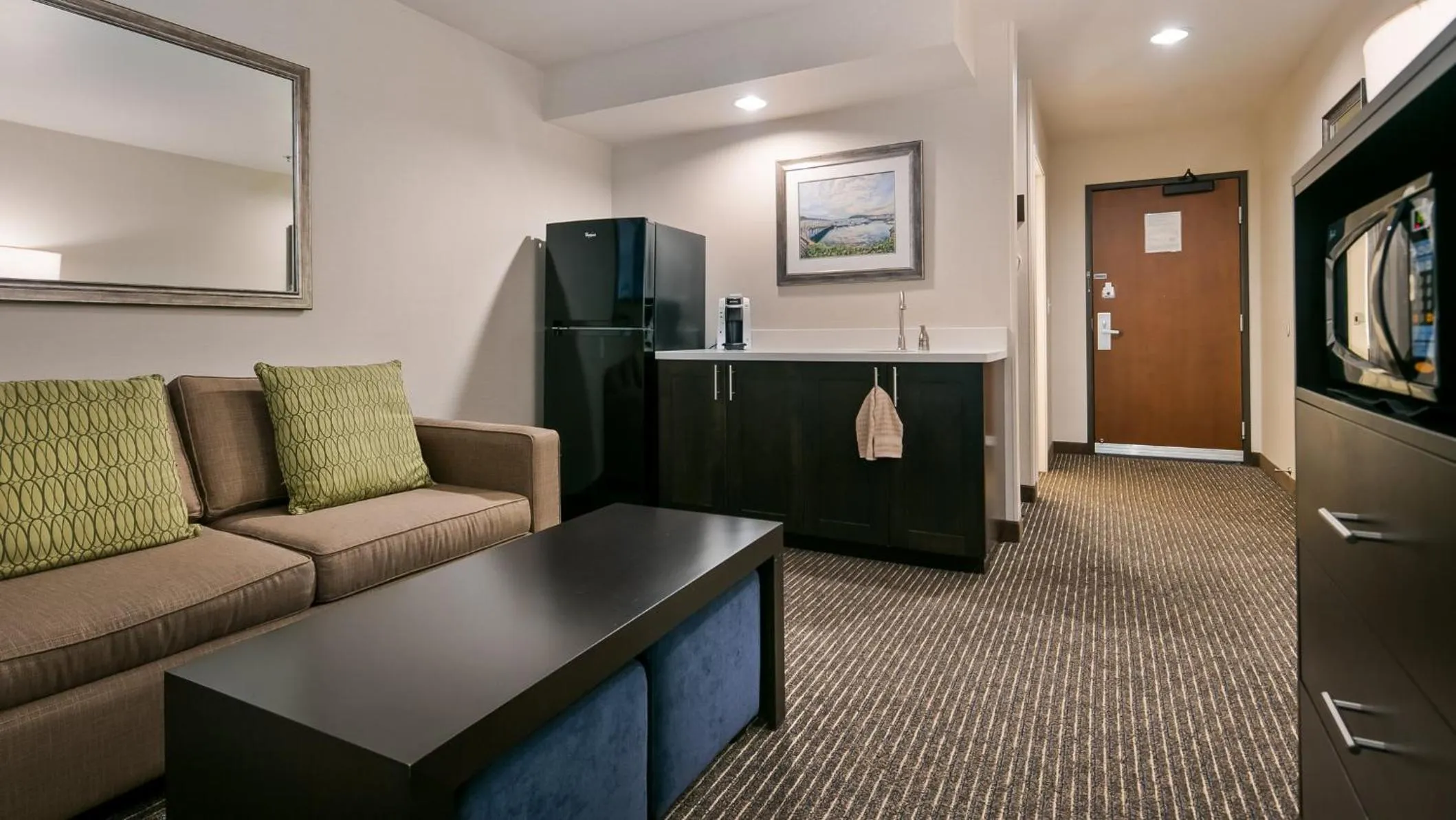 Photo of the whole room in Holiday Inn Express Bellingham by IHG